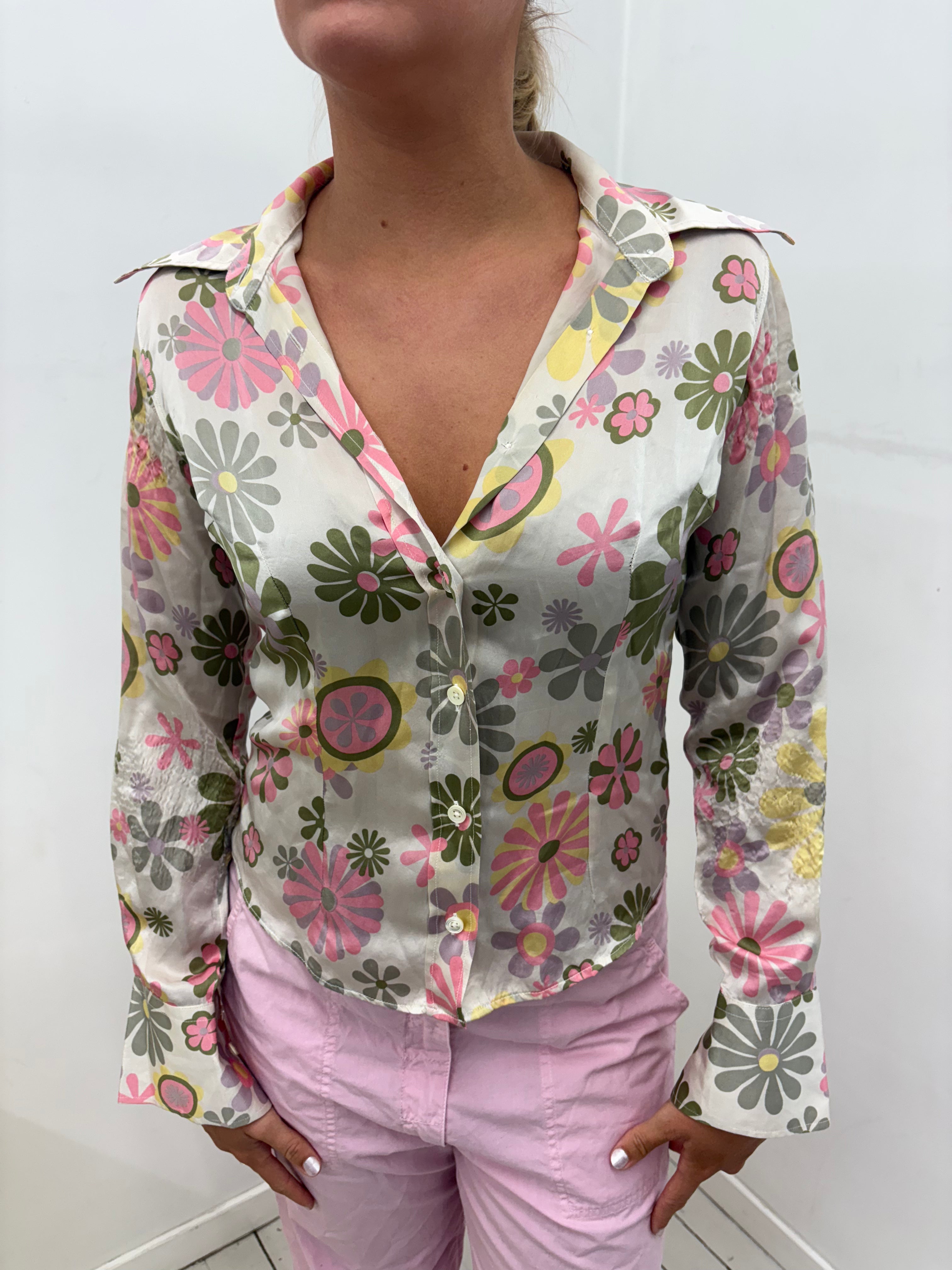 Retro Floral Print Silky Fitted Button-Up Shirt