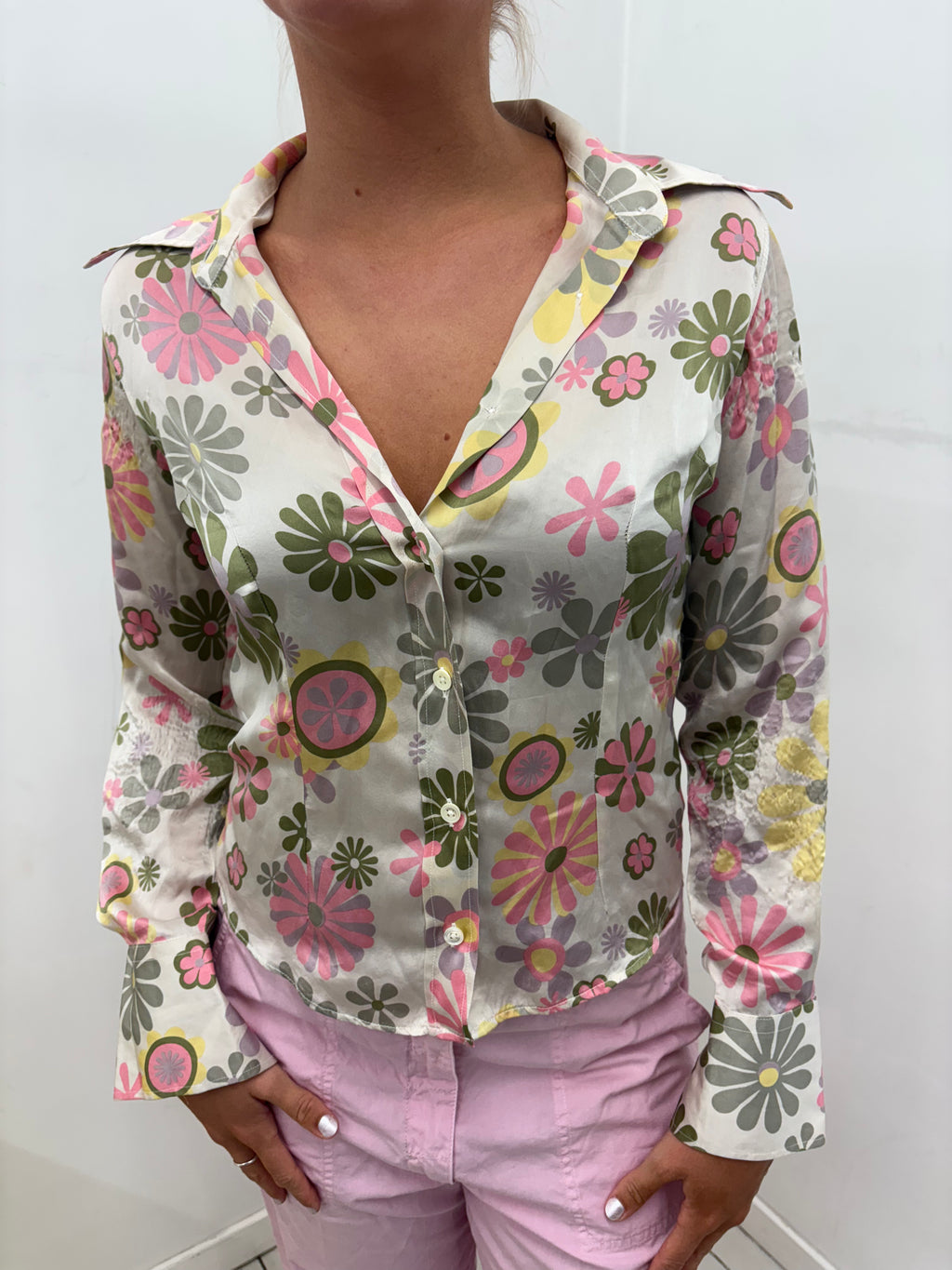Retro Floral Print Silky Fitted Button-Up Shirt