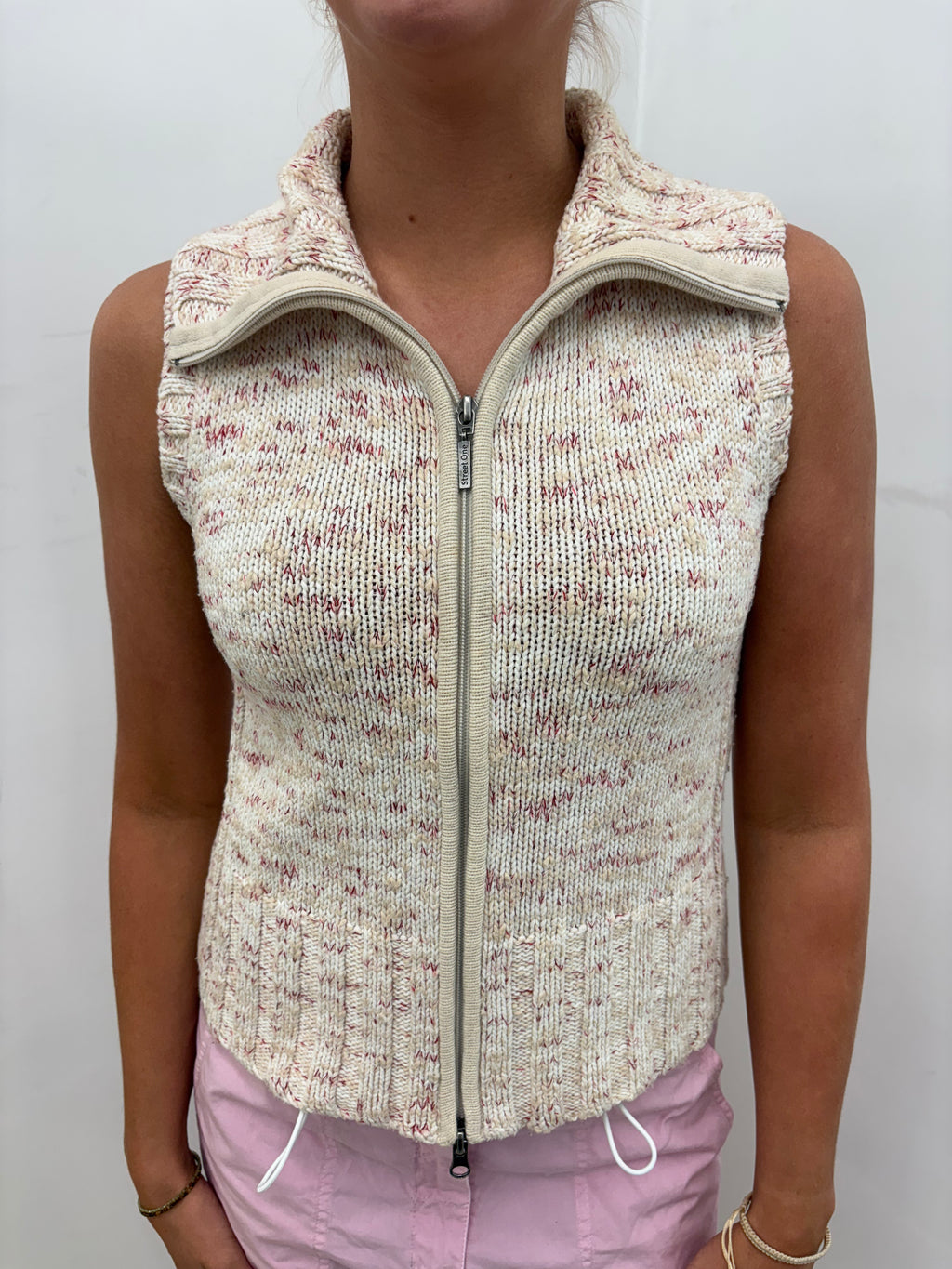 Cream & Pink Speckled Knit Zip-Up Sleeveless Vest