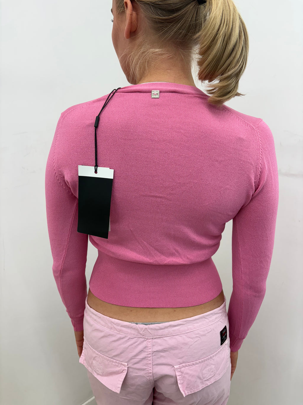 Bubblegum Pink Fine Knit V-Neck Crop Sweater