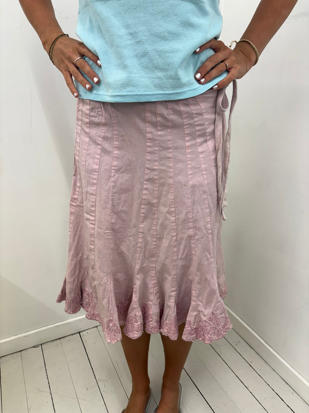 Dusty Pink Pintuck Satin Midi Skirt With Lace Hem