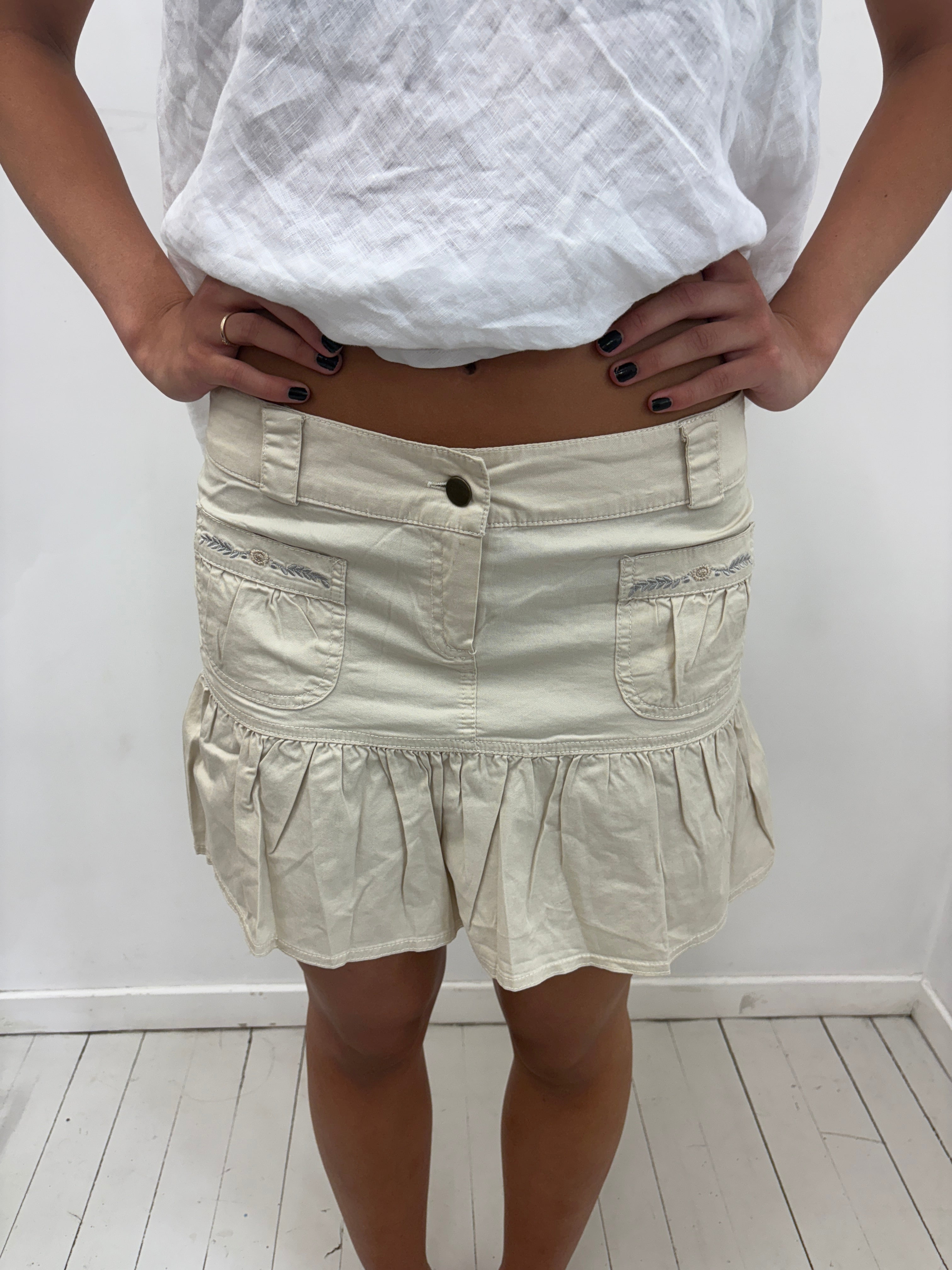 Beige Ruffle Mini Skirt Embroidered Pockets Y2K