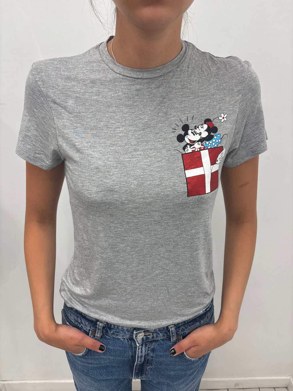 Grey Disney Mickey Minnie Christmas Gift Graphic Tee