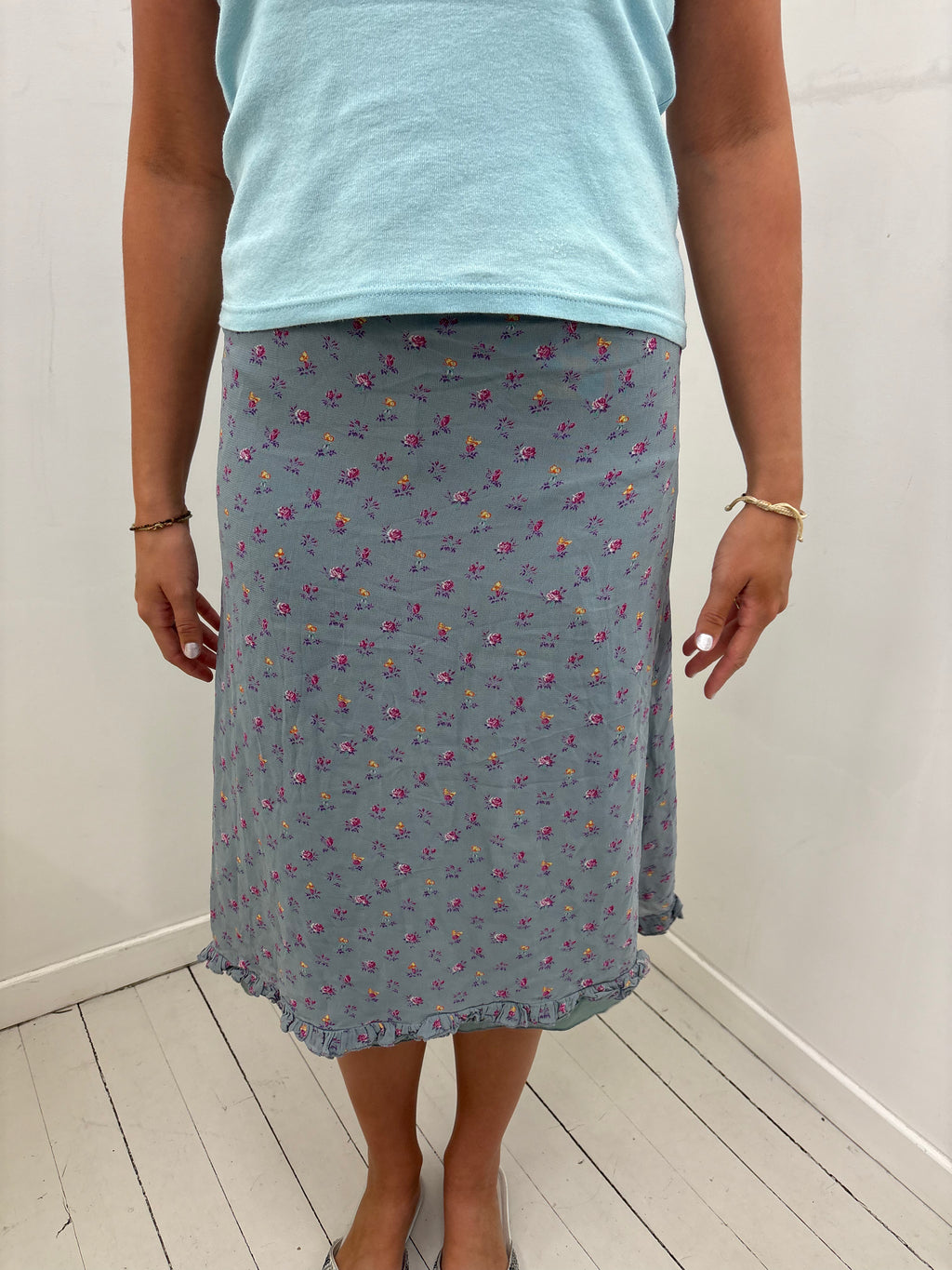 Ditsy Floral Ruffle Hem Midi Skirt Vintage Blue