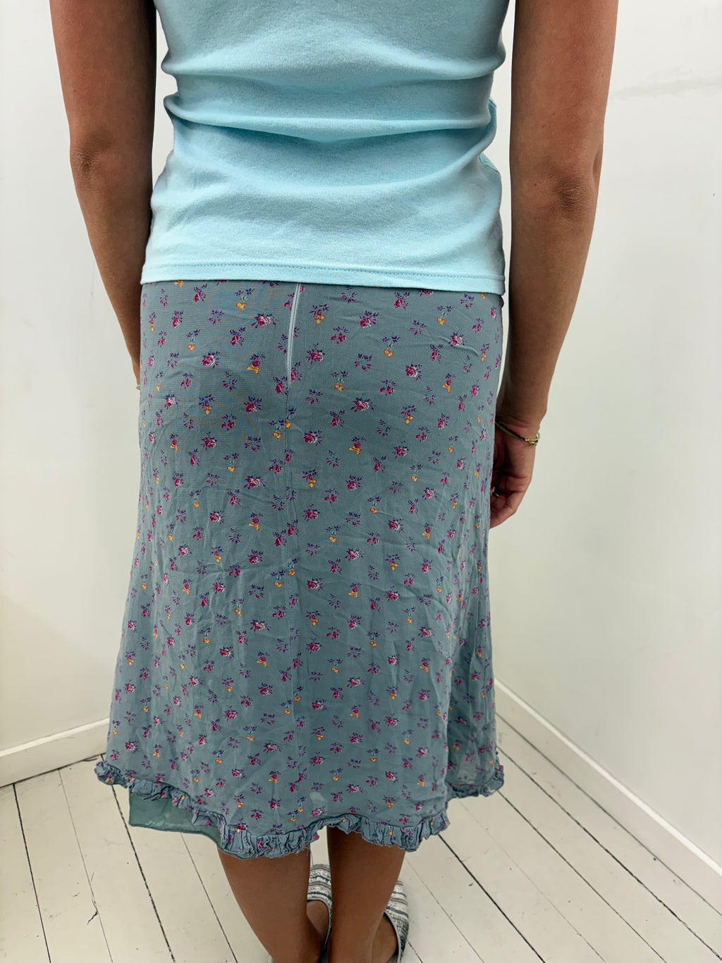 Ditsy Floral Ruffle Hem Midi Skirt Vintage Blue