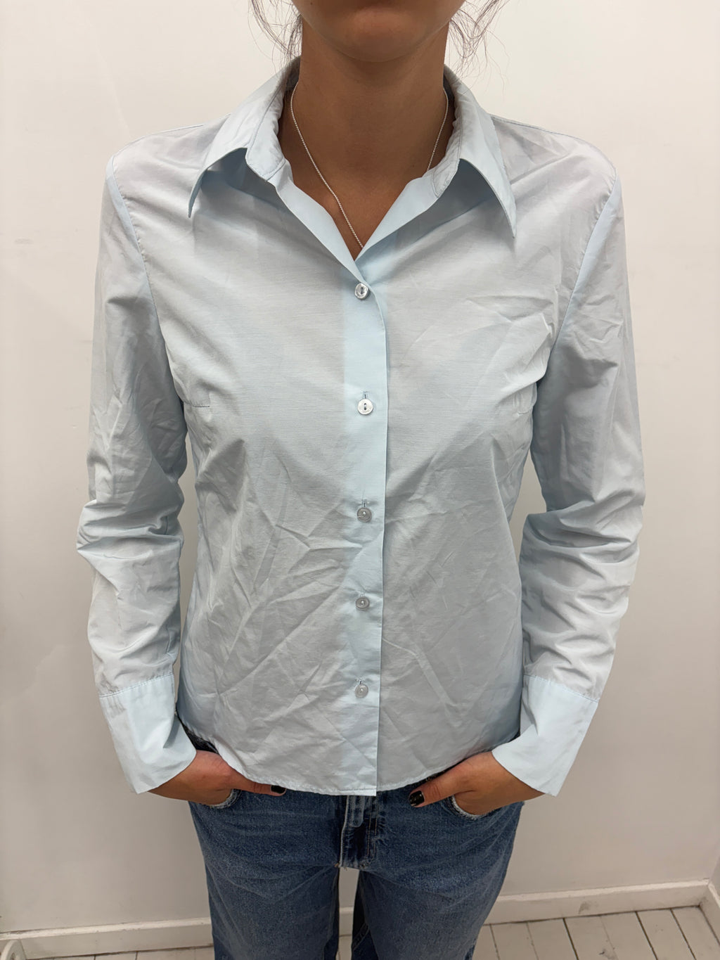 Light Blue Fitted Button-Up Shirt Long Sleeve