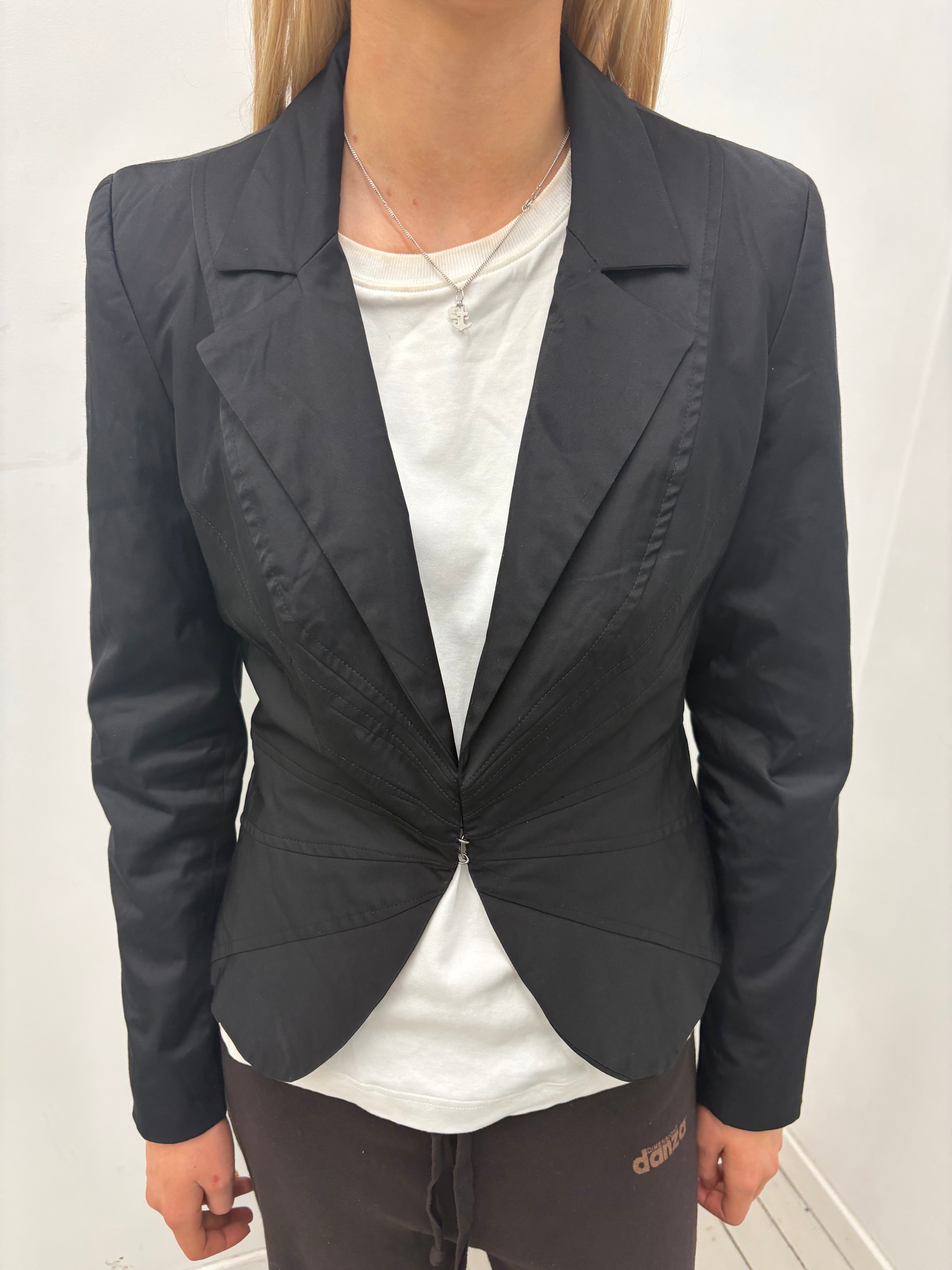 Sculpted Y2K Black Blazer