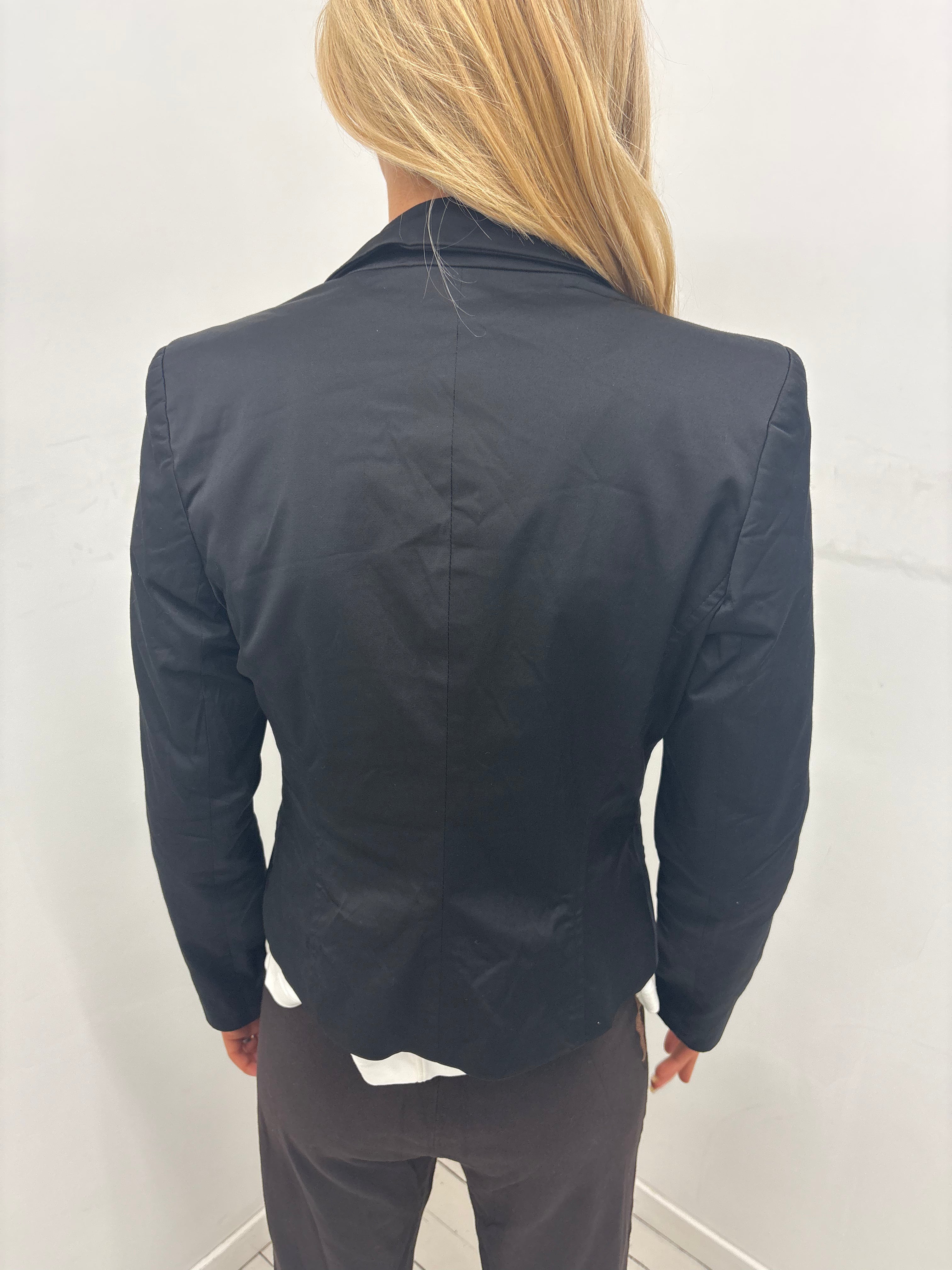 Sculpted Y2K Black Blazer