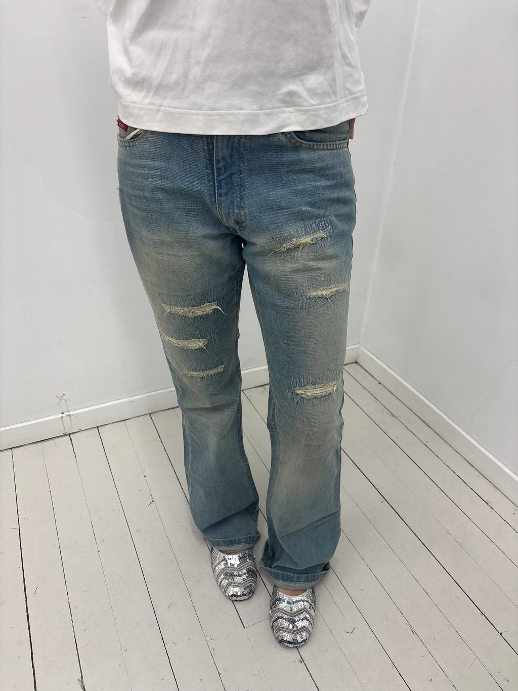 Y2K Distressed Light Wash Flared Jeans