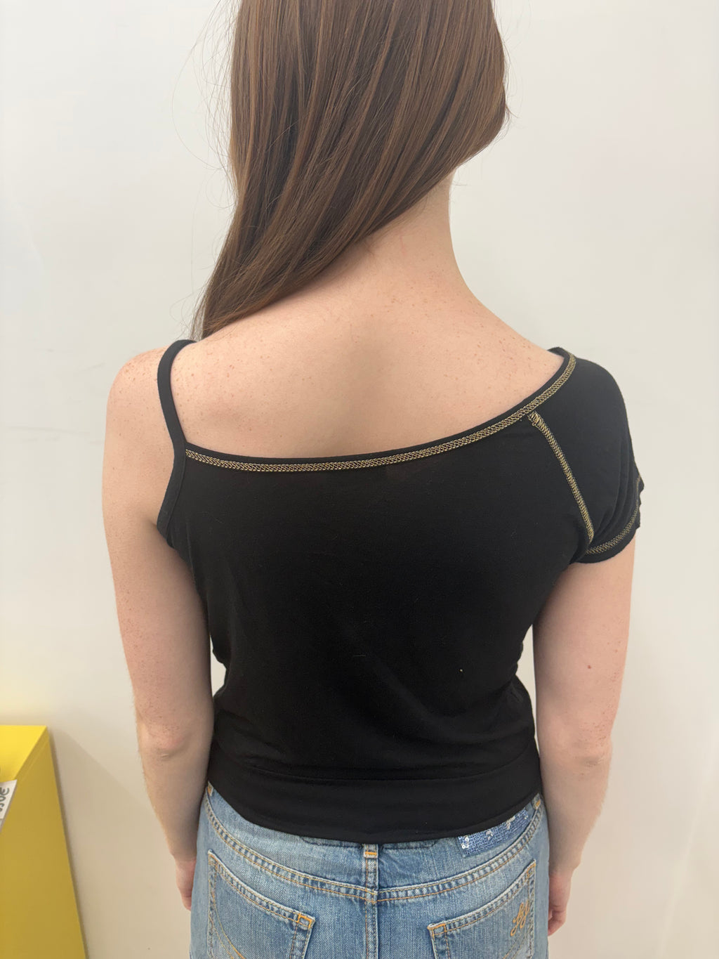 Black Glitter Graphic Asymmetric Top Y2K Queen