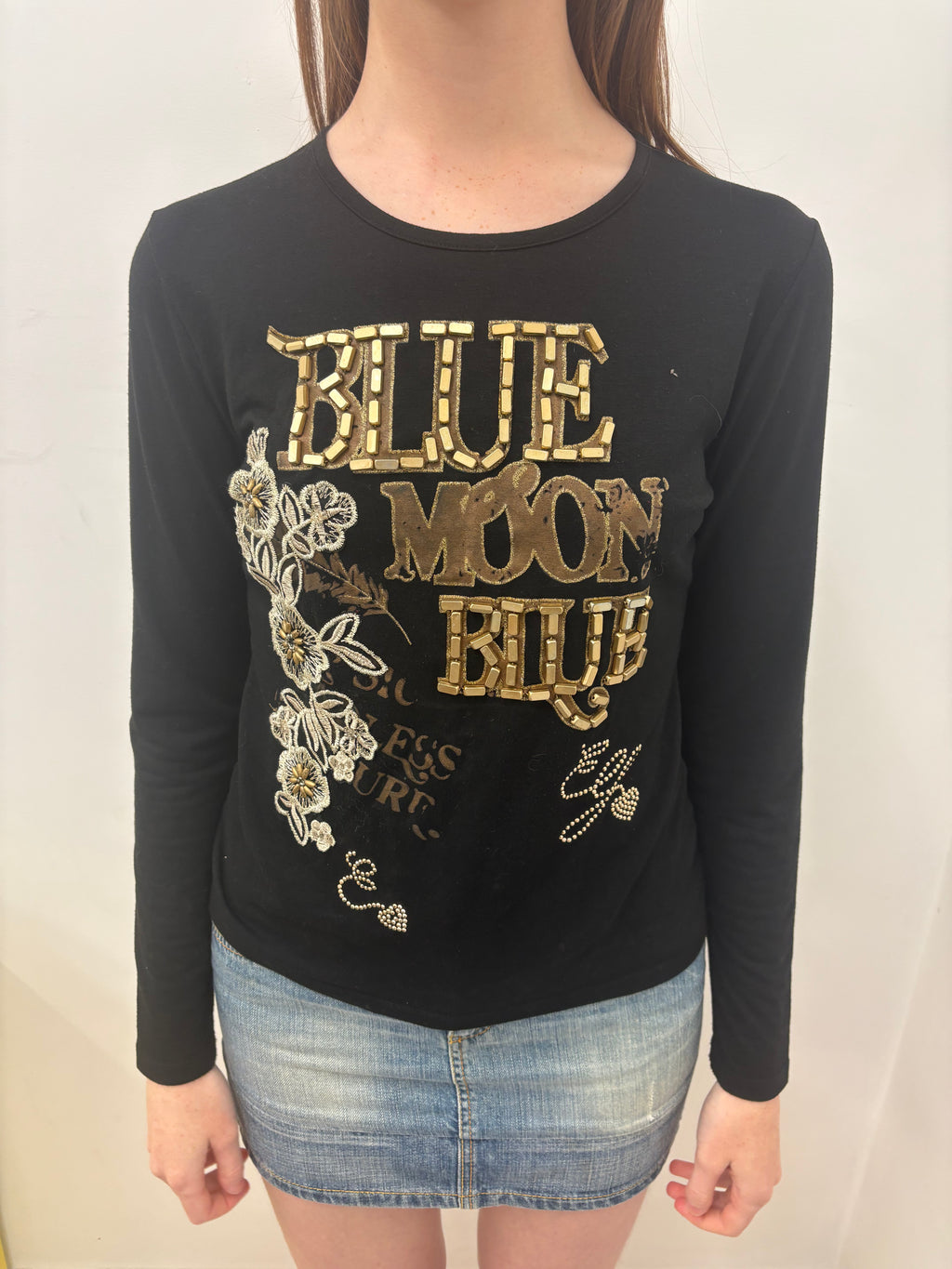Black Fitted Long Sleeve Gold Embellished Graphic Tee
