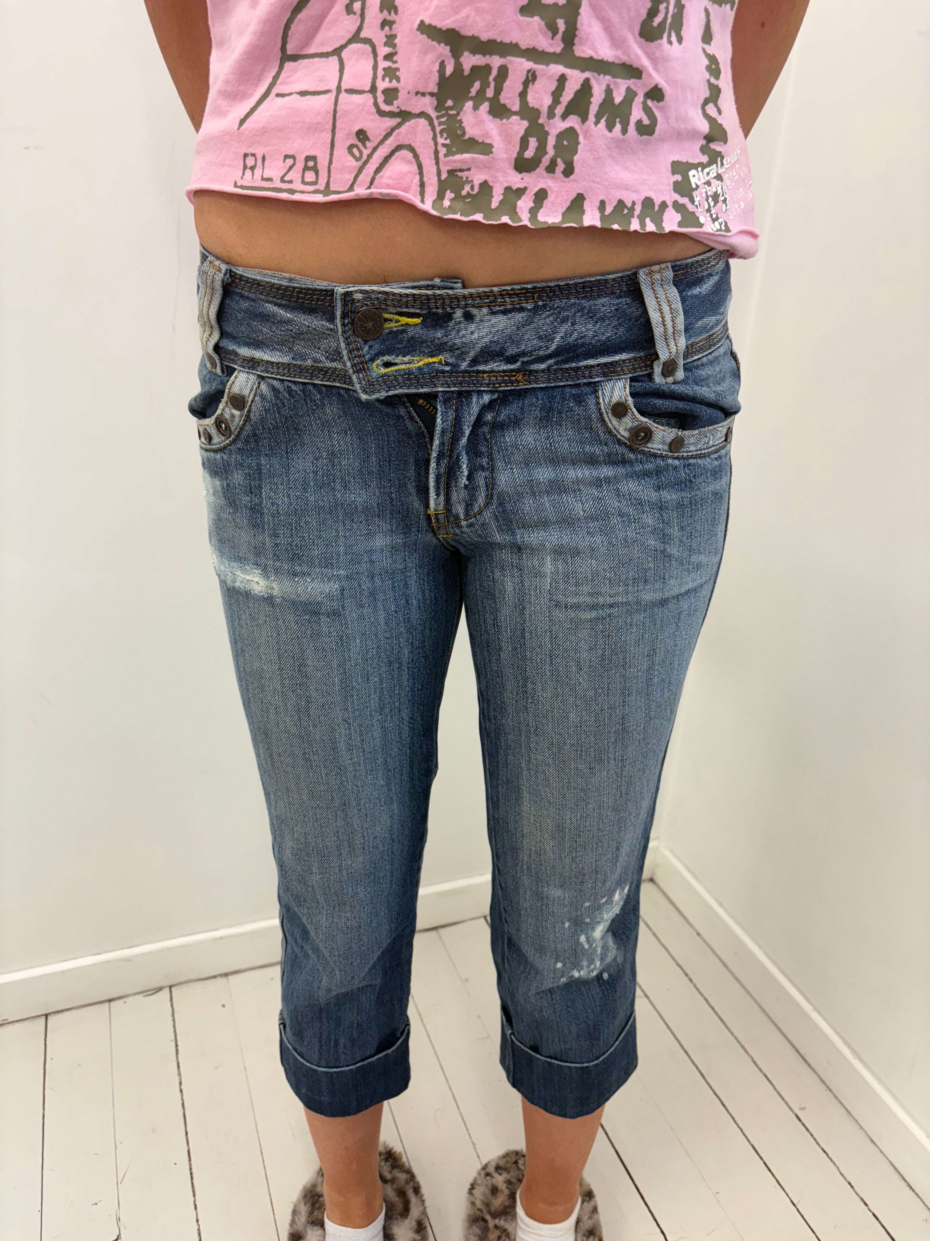 Y2K Low Waist Capri Jeans