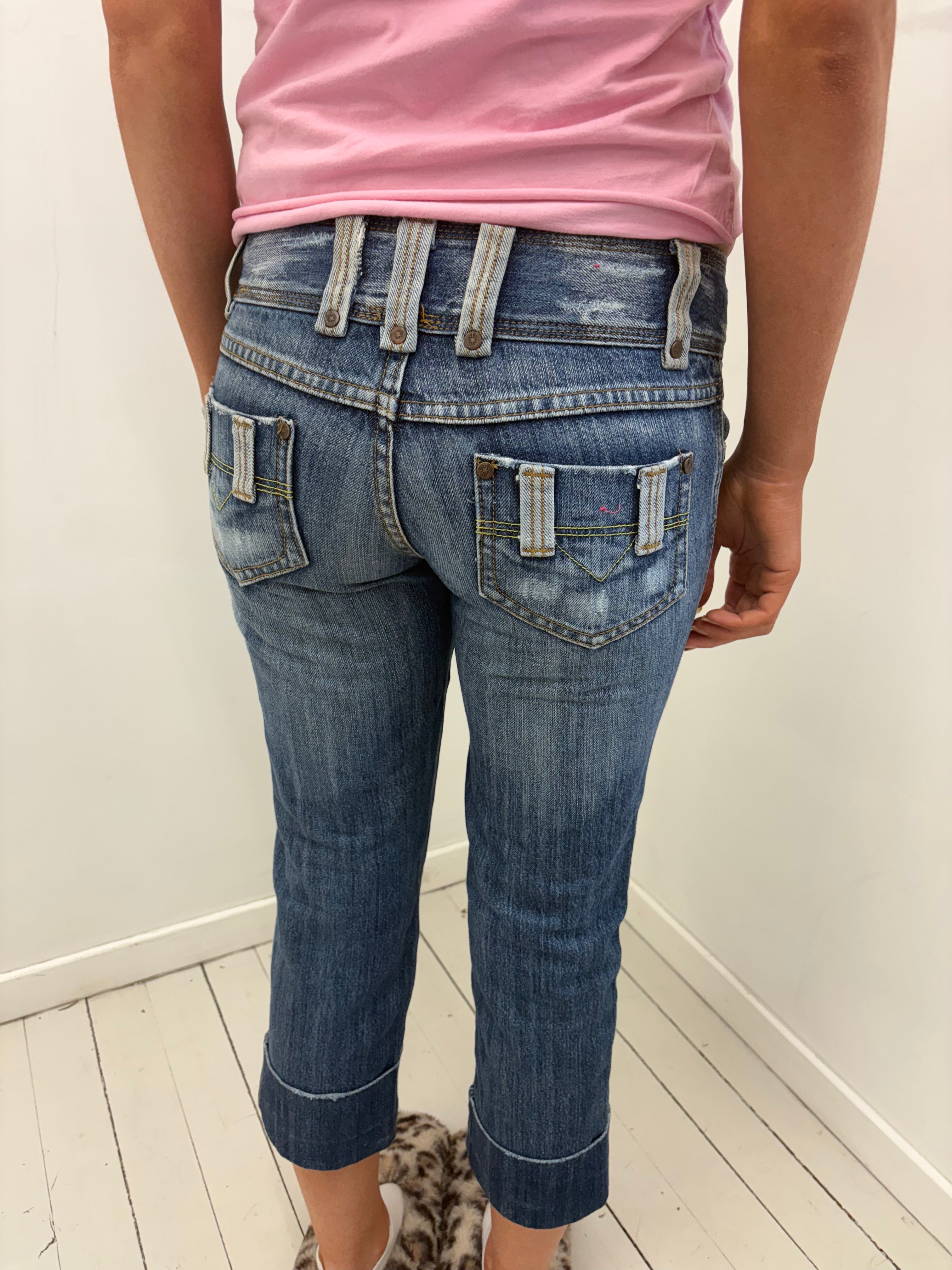 Y2K Low Waist Capri Jeans