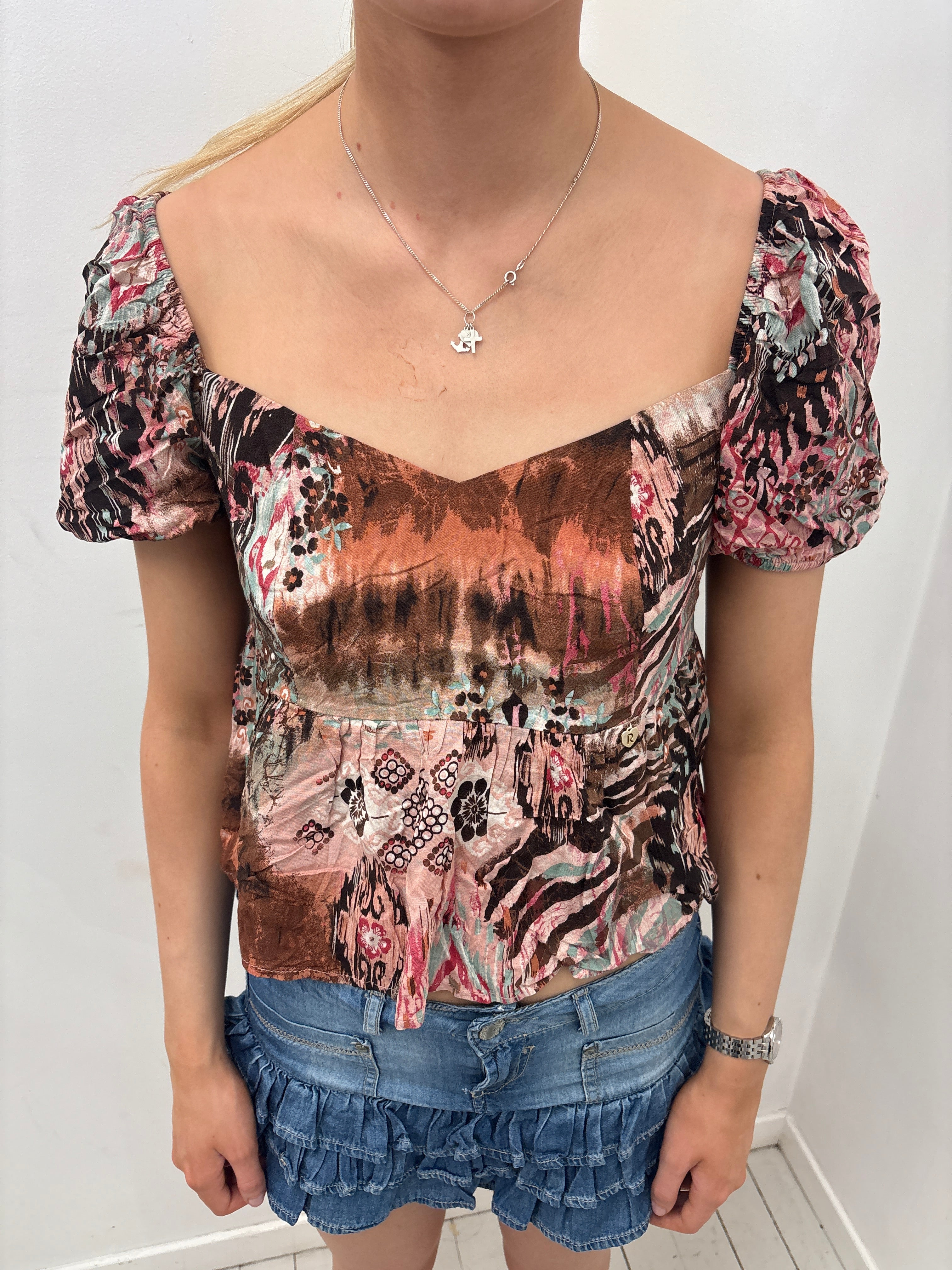 Batik Print Puff Sleeve Sweetheart Blouse