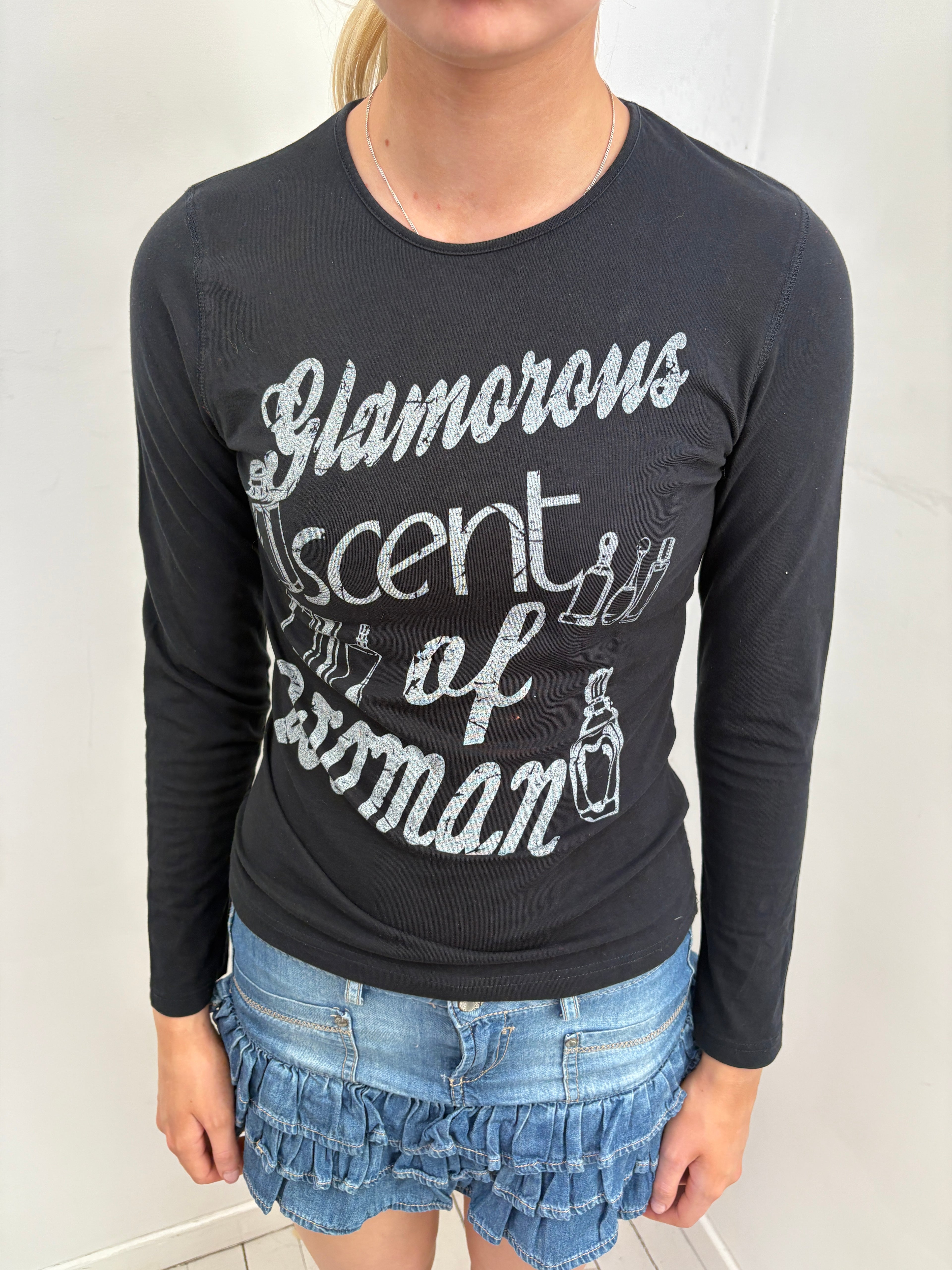 Black Glamorous Scent Graphic Long Sleeve