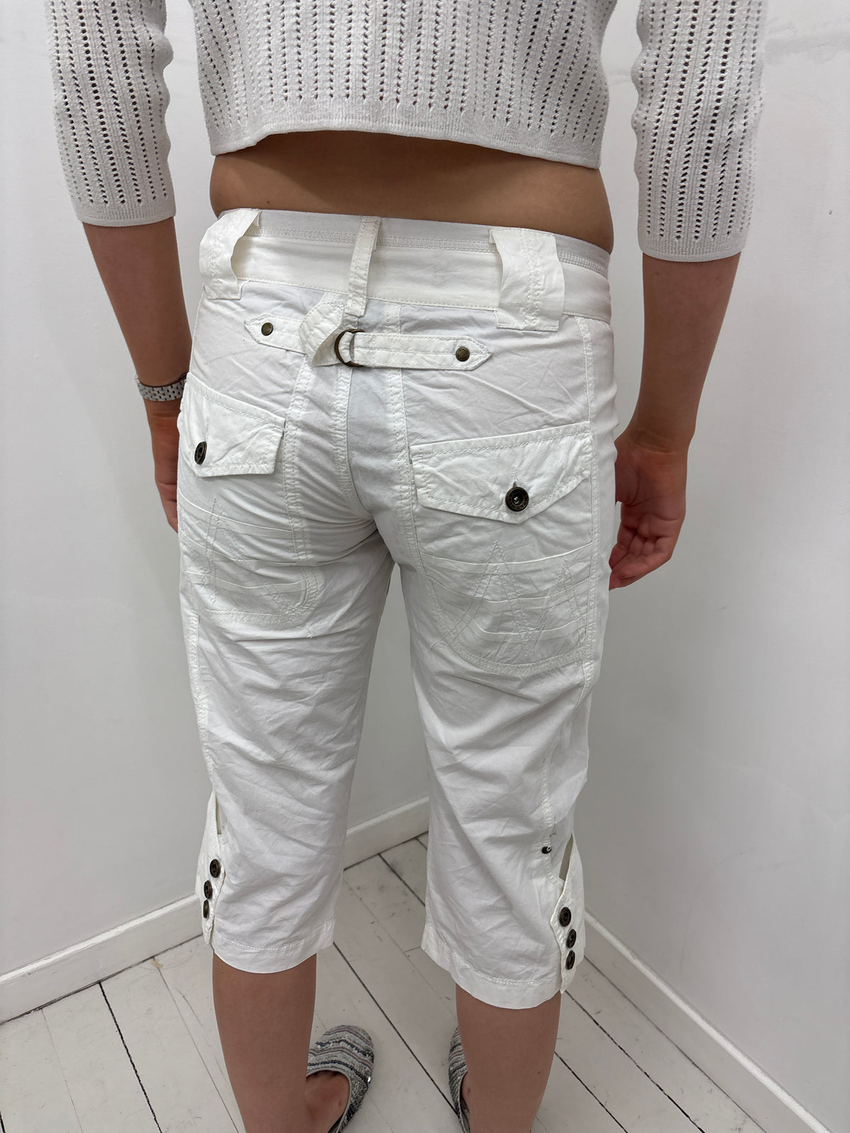 White Cotton Capri Pants with Cargo Pockets