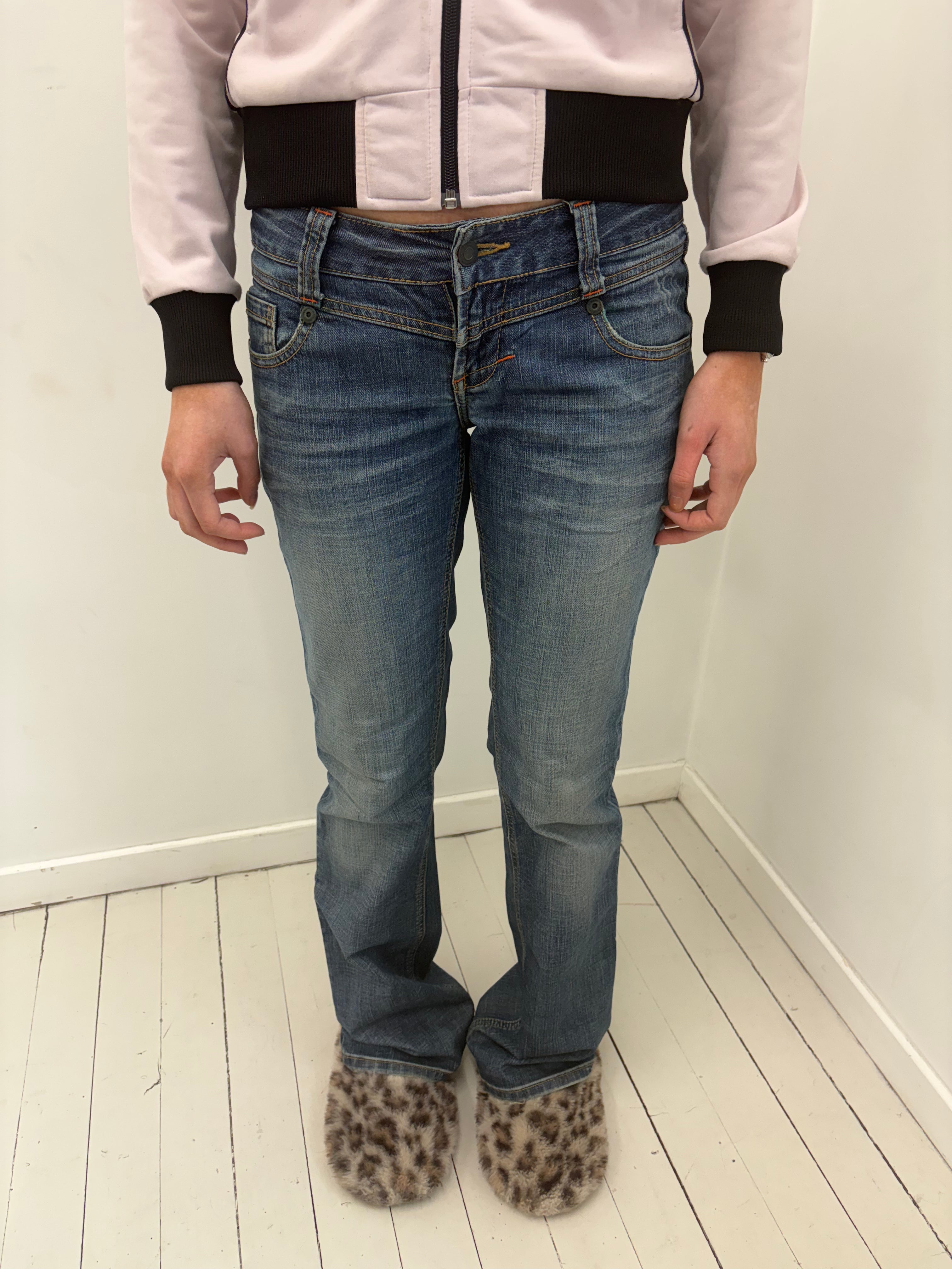 Mid Wash Low-Rise Straight Leg Jeans Orange Stitch