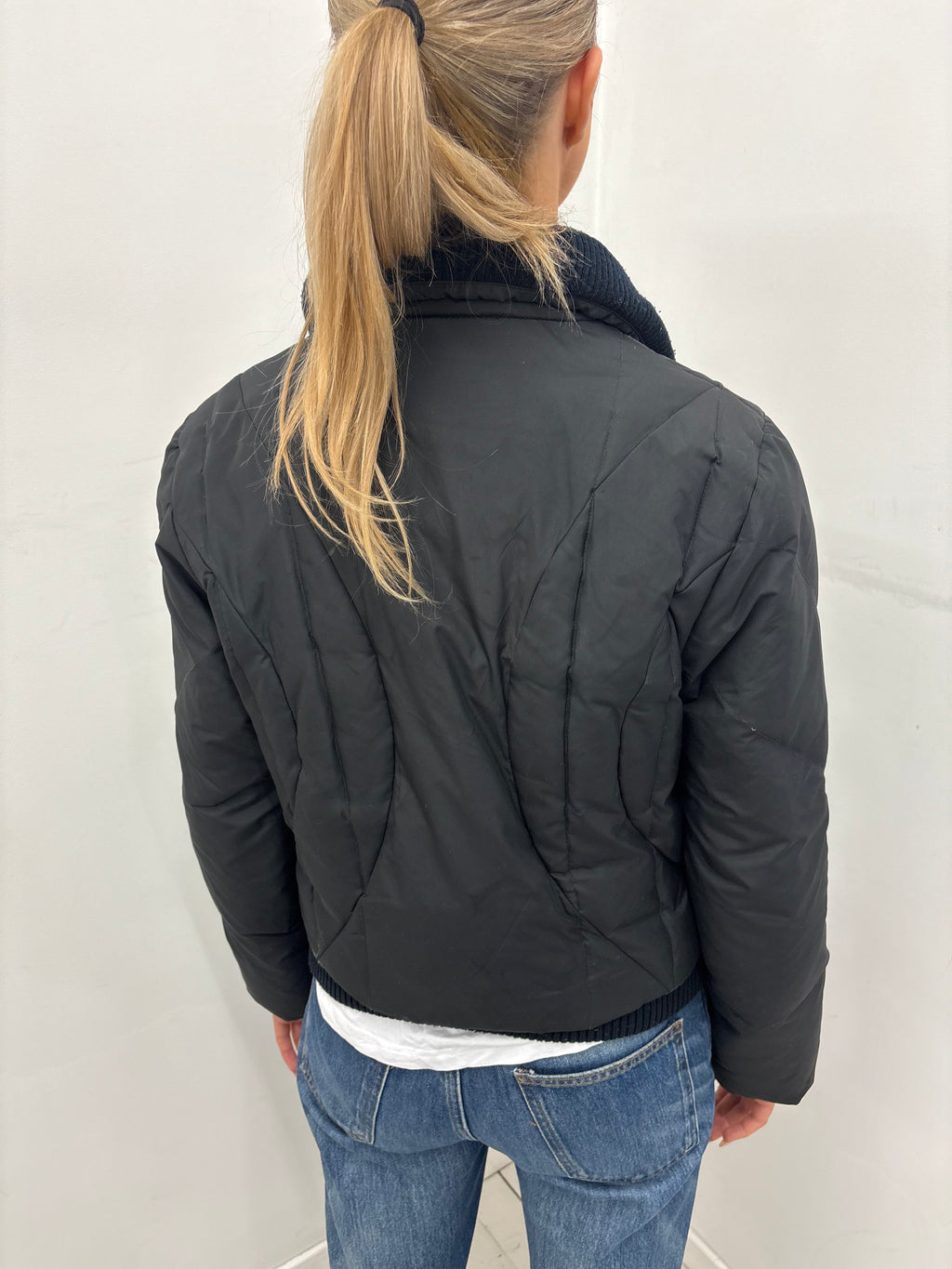 Black Quilted Y2K Zip-Up Jacket
