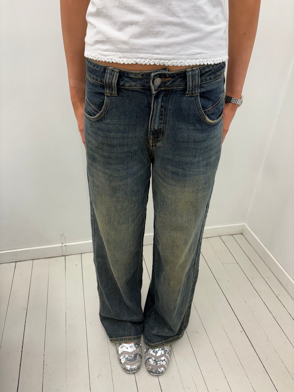 Y2K Low-Rise Wide Leg Faded Jeans
