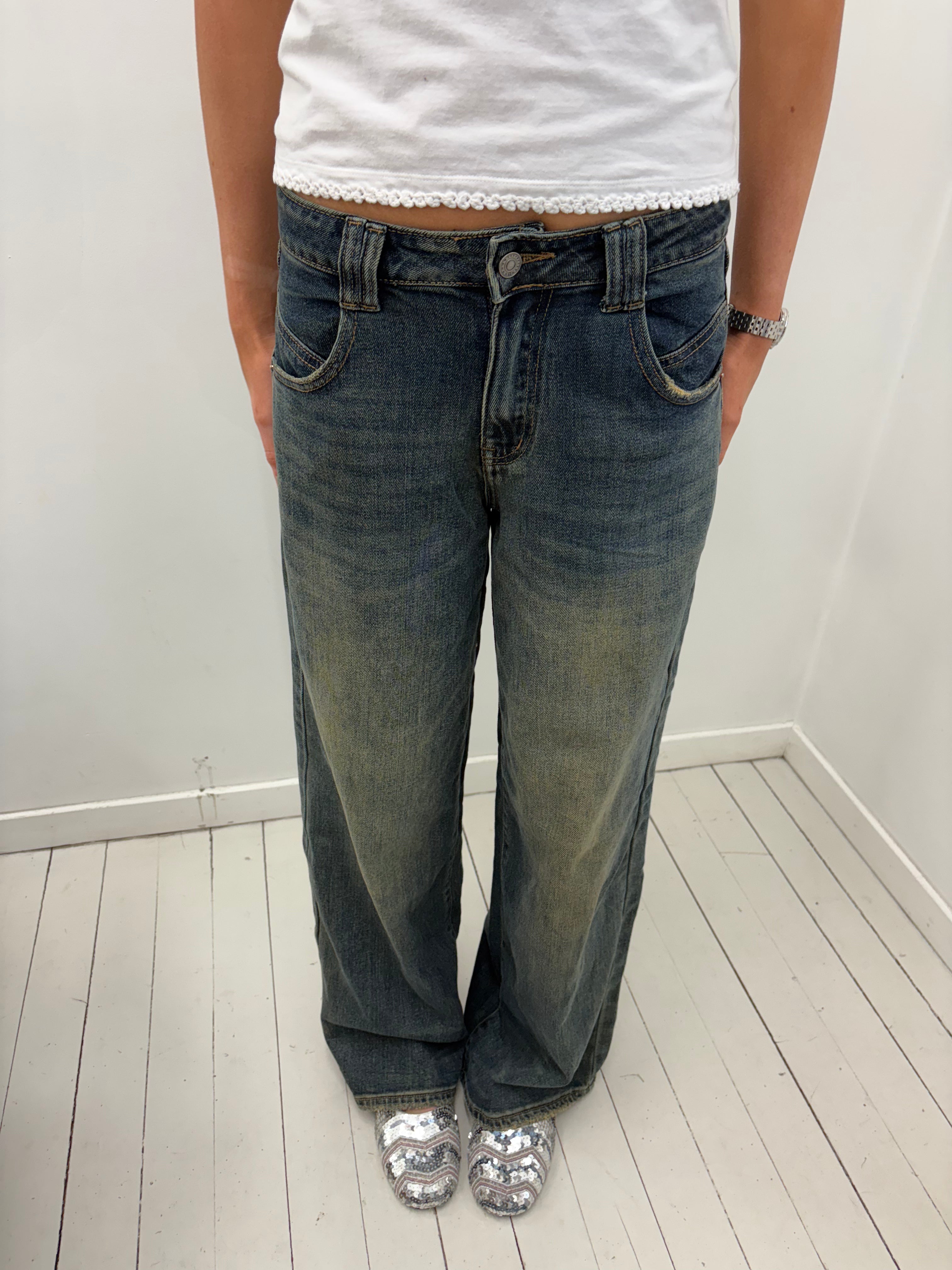 Y2K Low-Rise Wide Leg Faded Jeans
