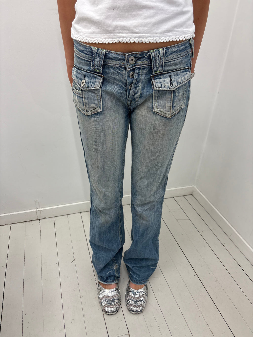 Y2K Low-Rise Cargo Pocket Jeans