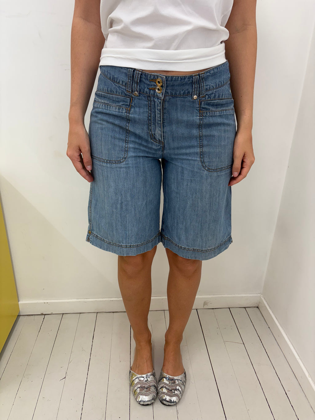 Vintage Mid-Wash Denim Bermuda Shorts Y2K