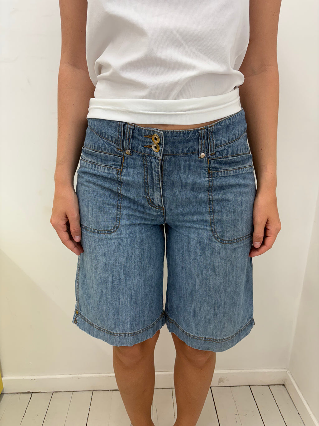 Vintage Mid-Wash Denim Bermuda Shorts Y2K