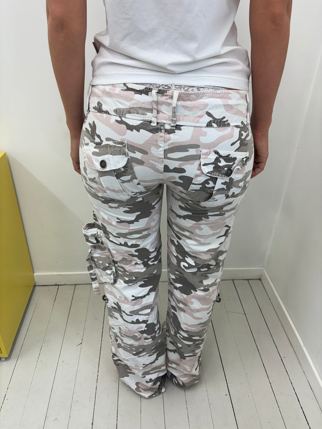 Pink Camo Low-Rise Cargo Pants Vintage Y2K