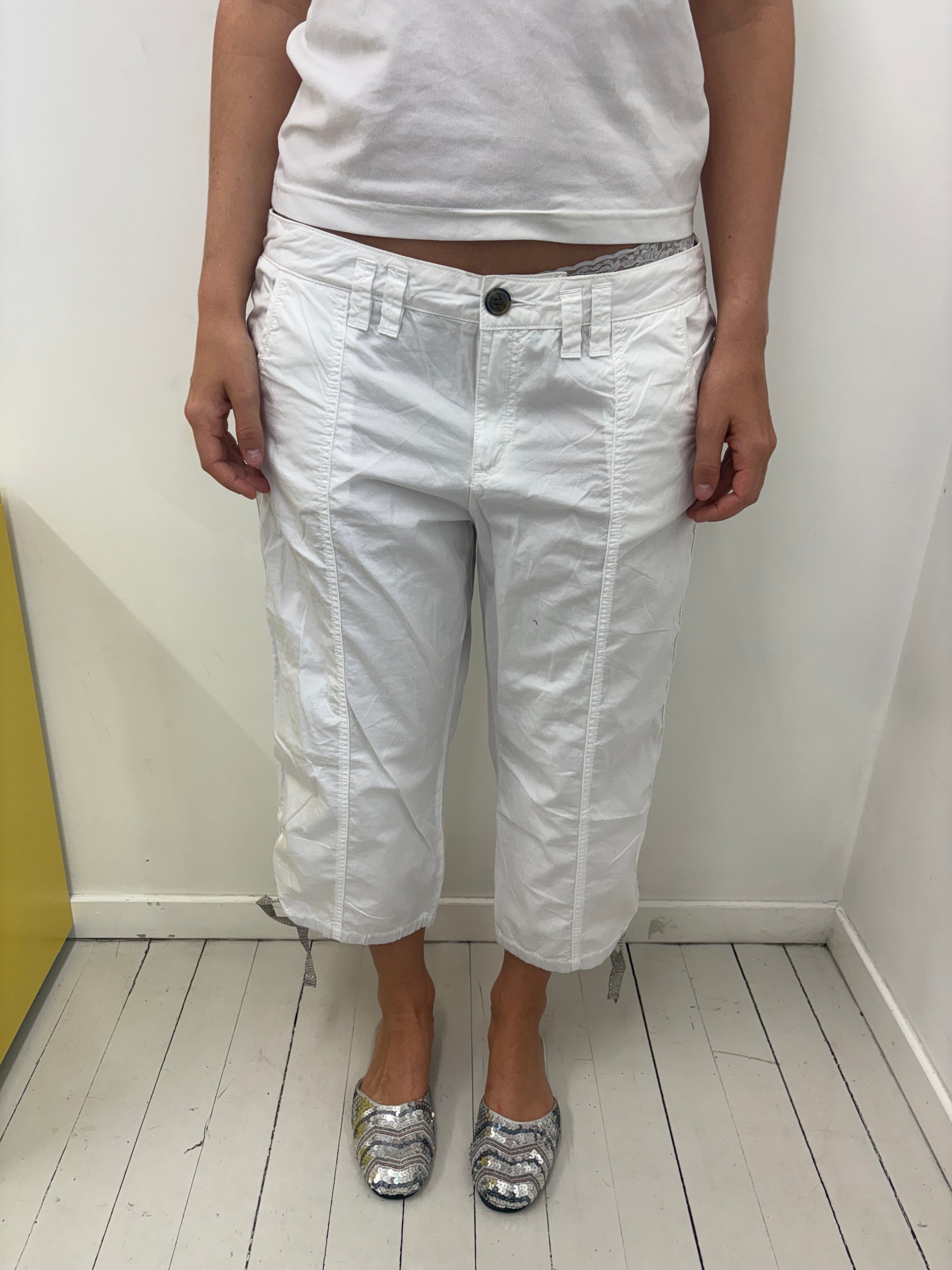 White Low-Rise Cropped Capri Pants Vintage Y2K
