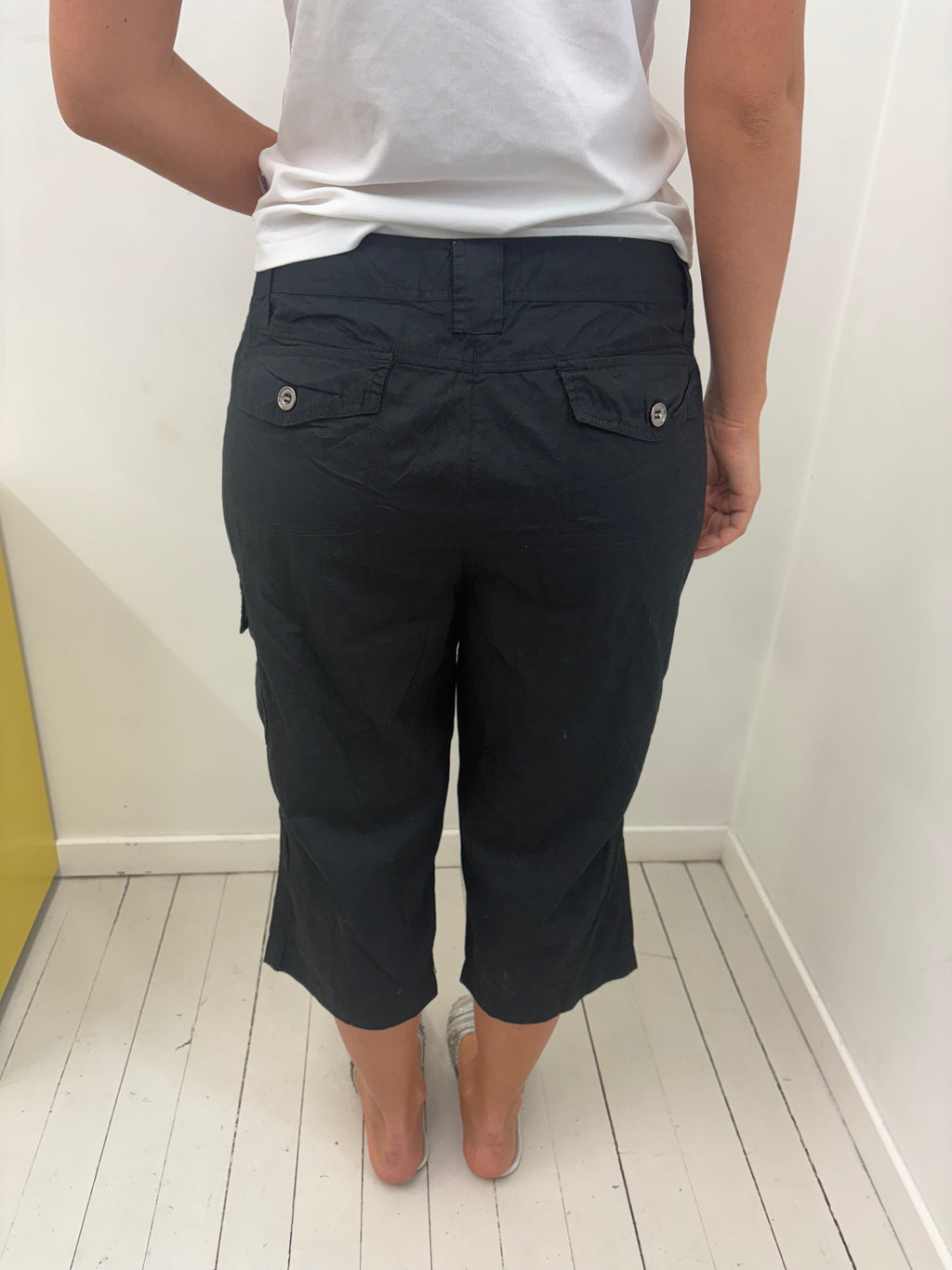 Black Low-Rise Silver Hardware Capri Pants Y2K