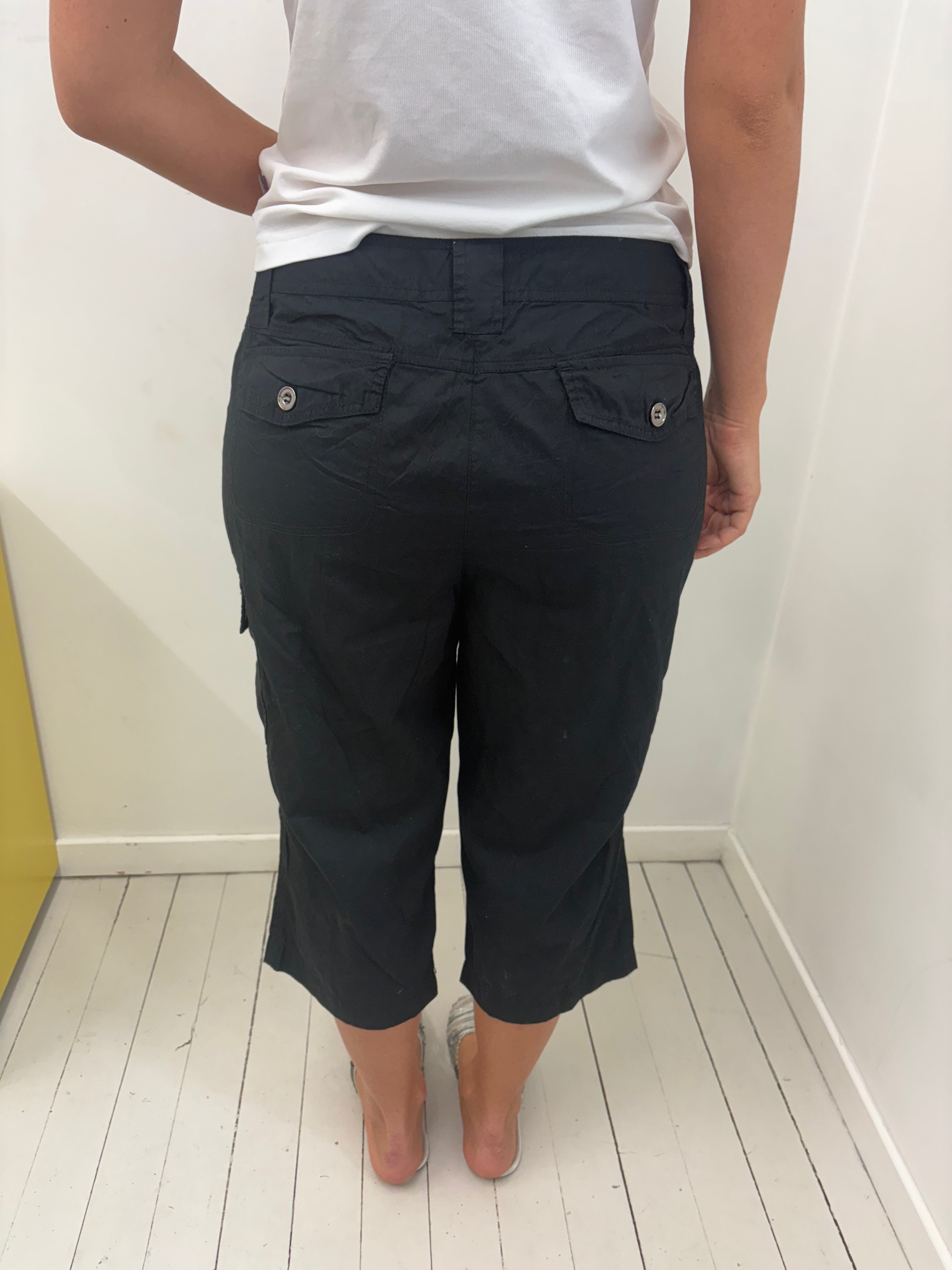 Black Low-Rise Silver Hardware Capri Pants Y2K