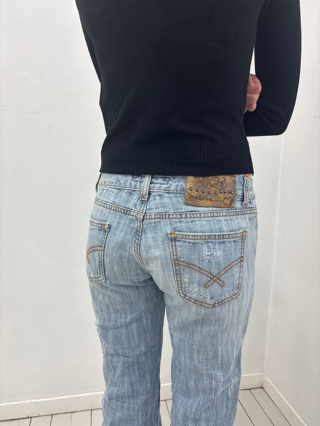 Low-Rise Washed Bootcut Y2K Jeans