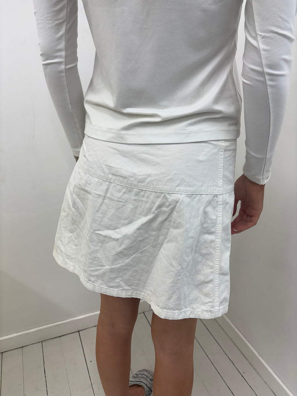 White Utility Skirt with Buckle Belt and Pleats