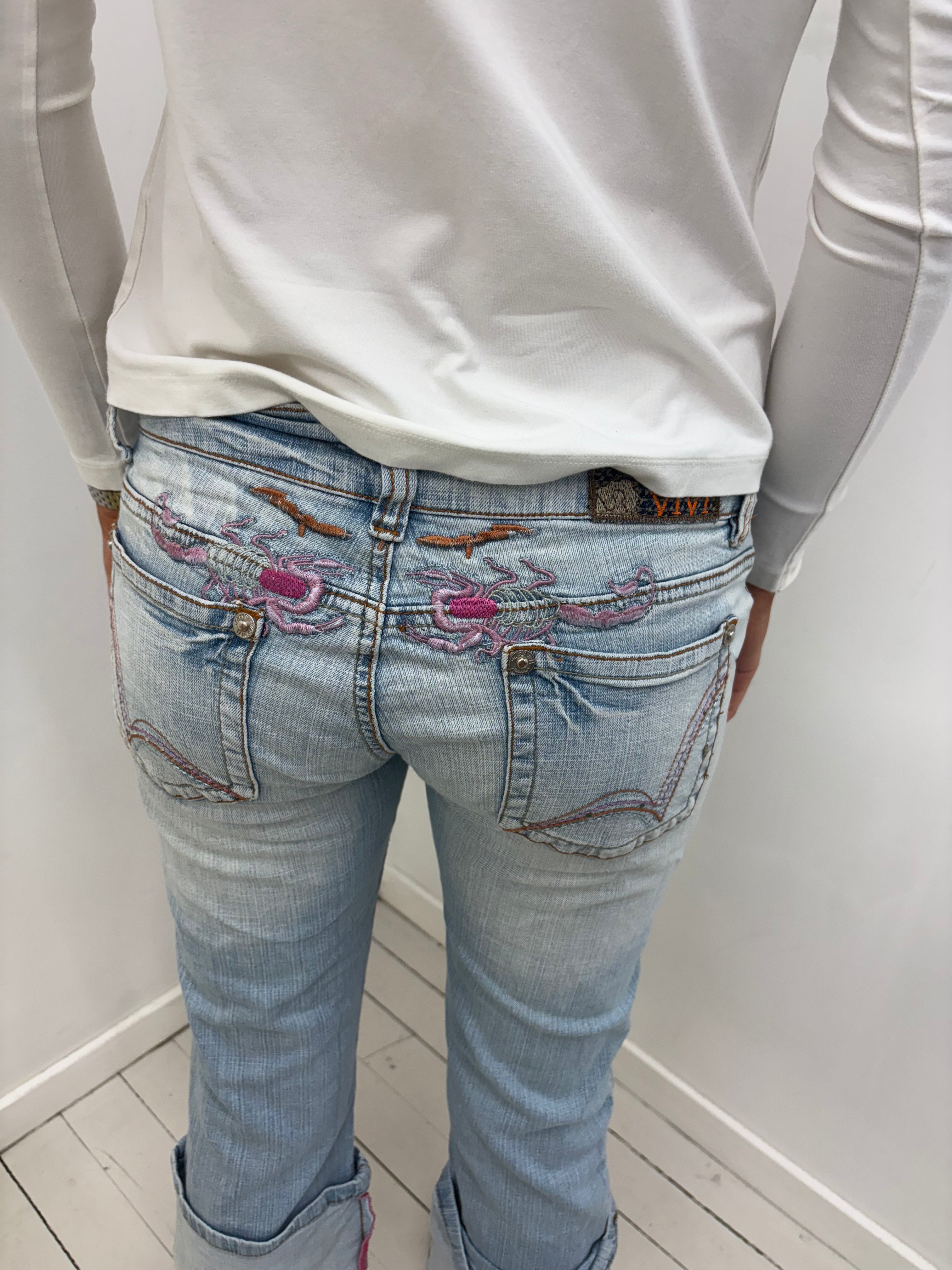 Light Wash Cropped Jeans with Pink Embroidery