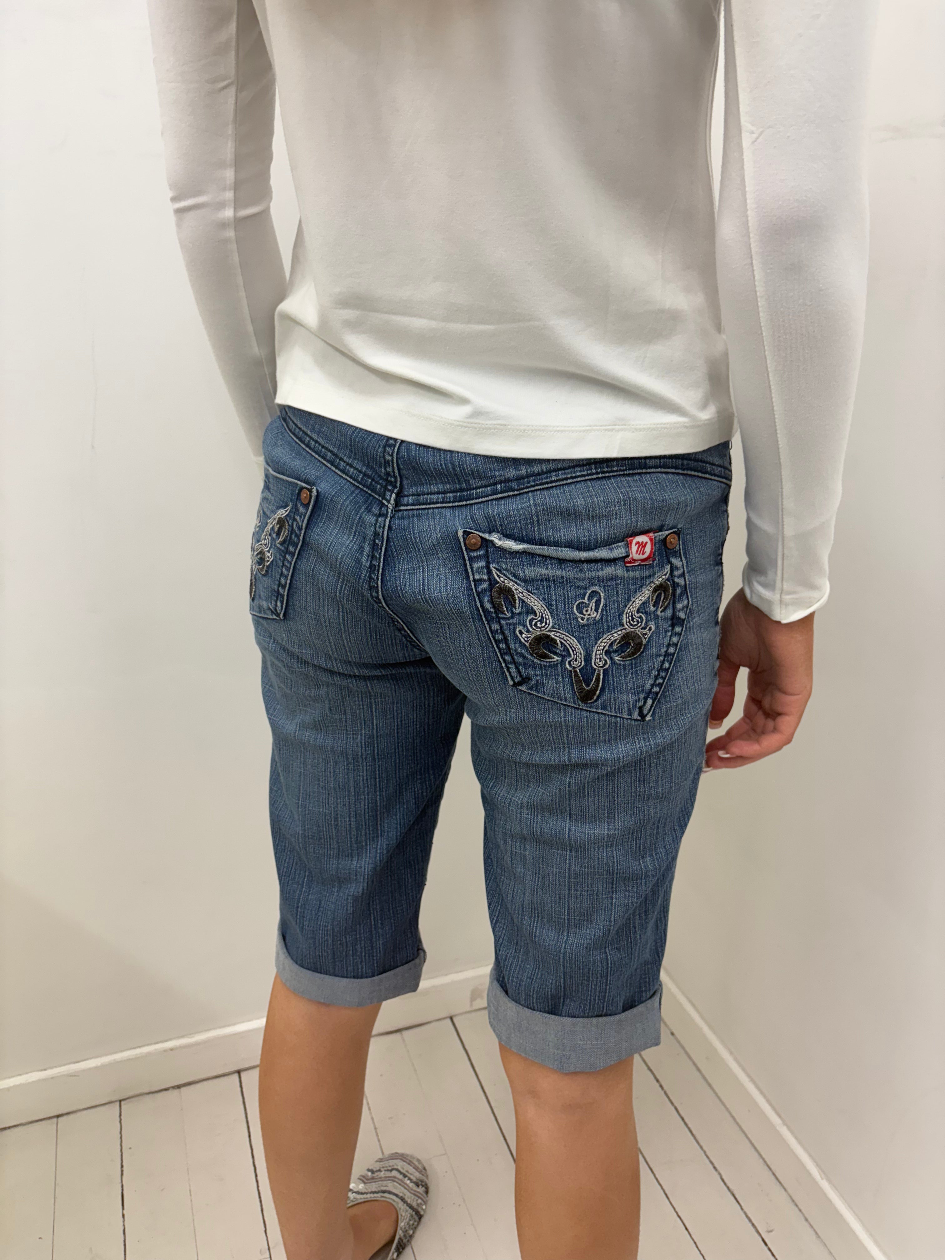 Cuffed Denim Shorts with Embroidered Back Pockets
