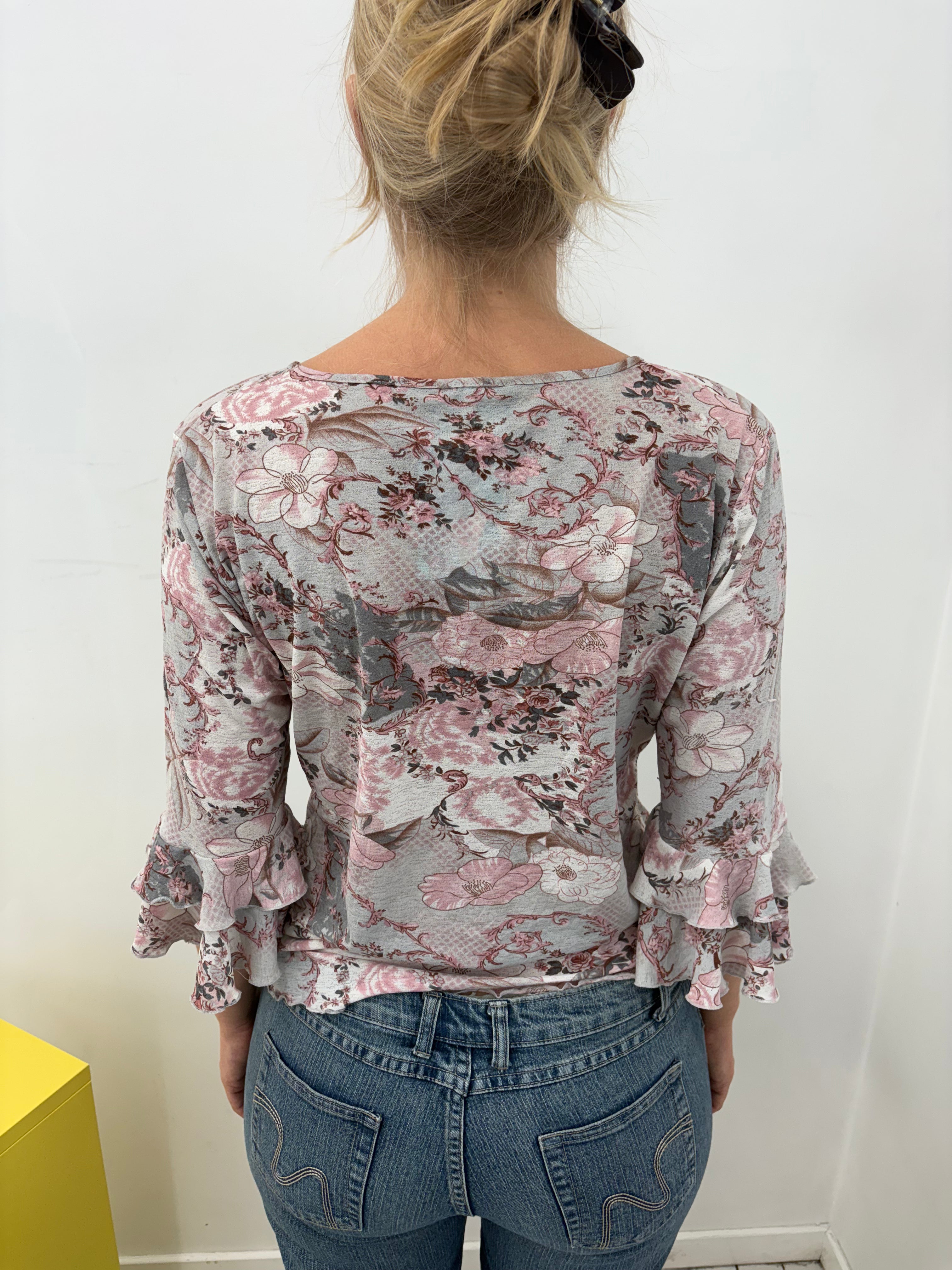 Grey Pink Floral Ruffle Hem & Sleeve Top