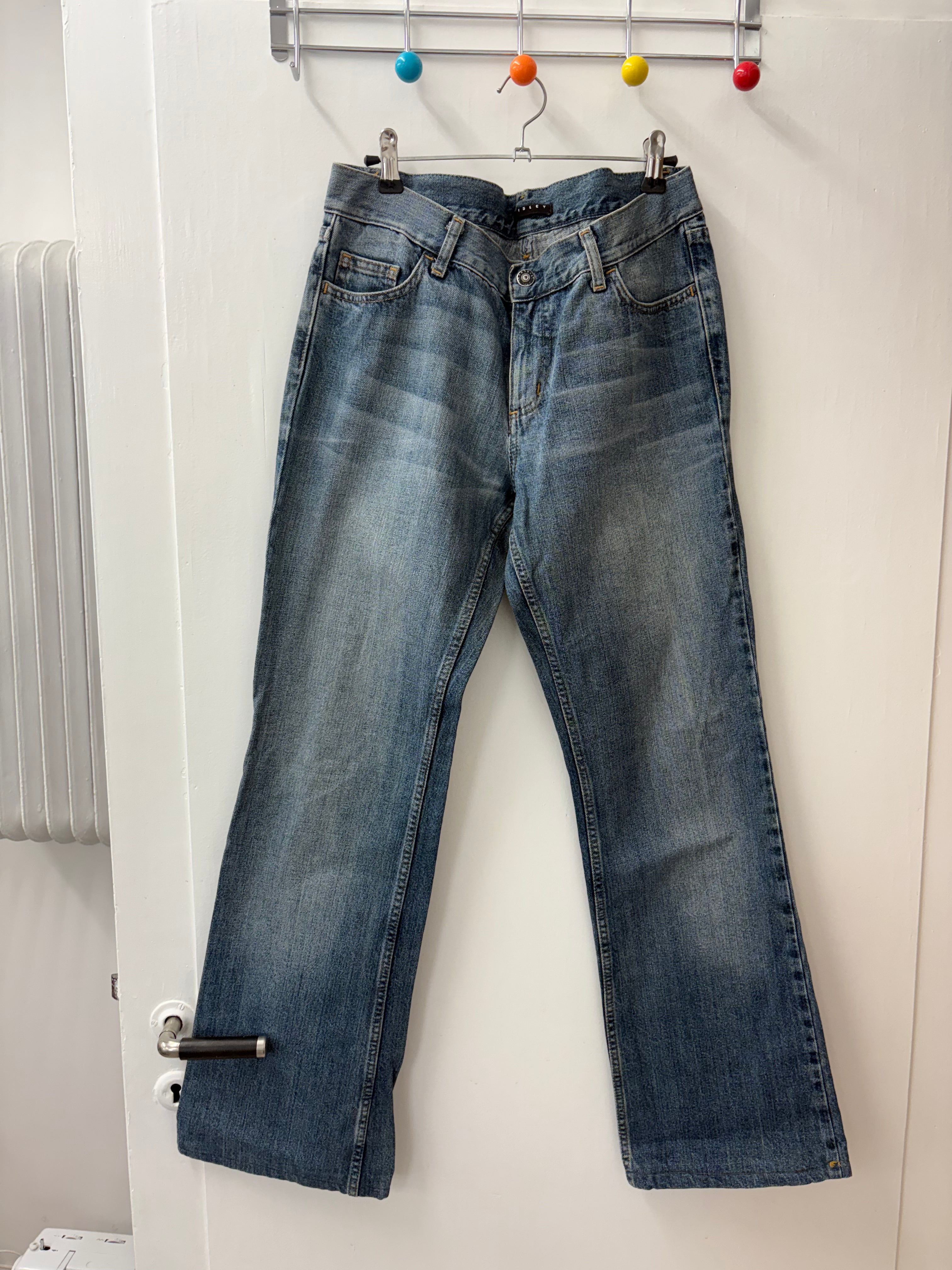 Y2K Light Wash Low-Rise Flared Jeans