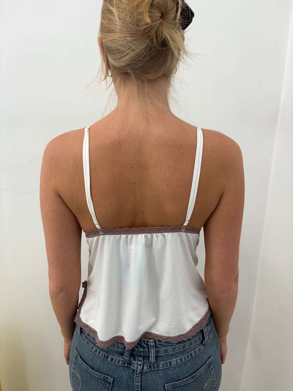 White Mauve Lace Trim Deep V Spaghetti Cami