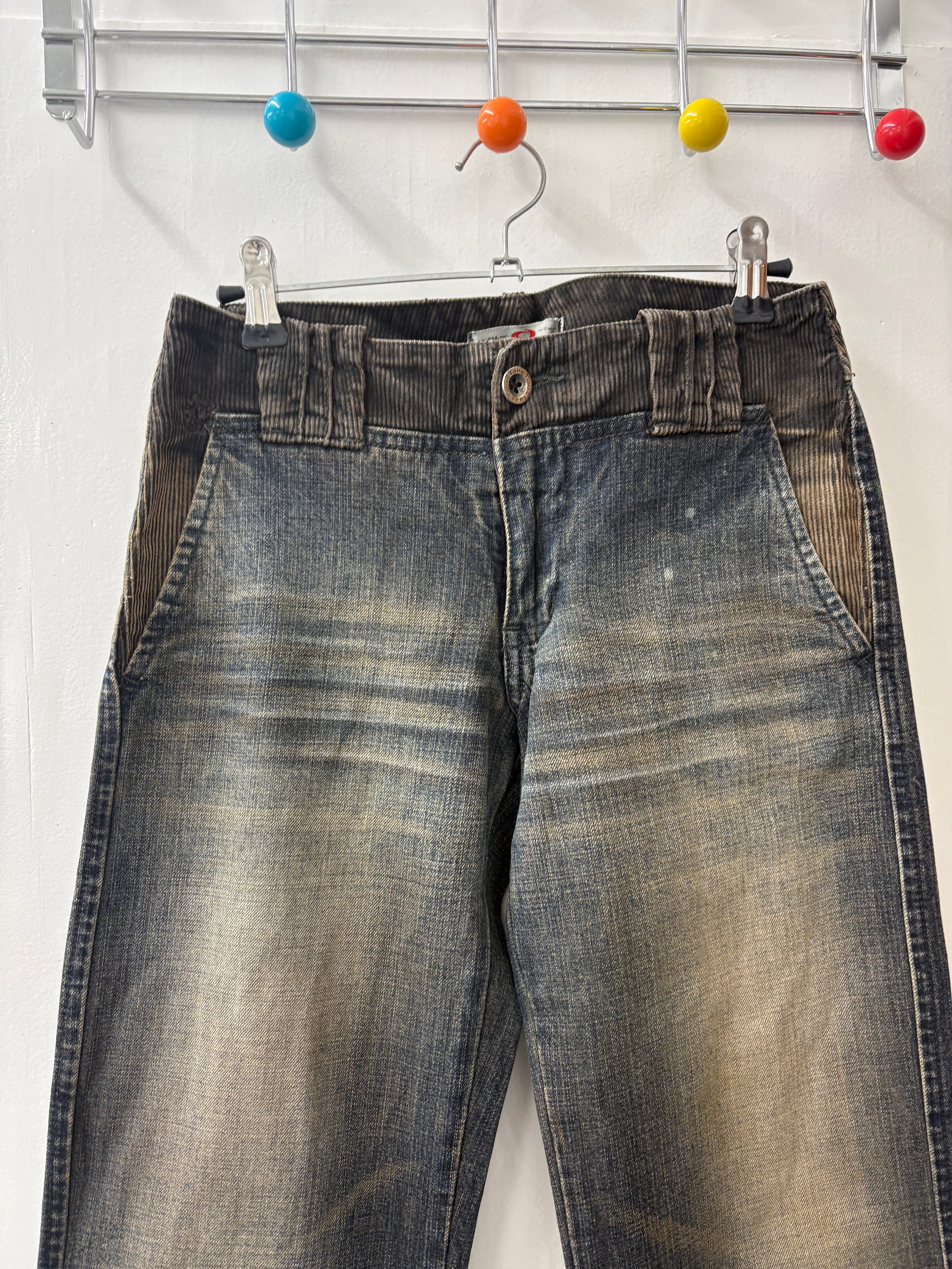 Y2K Distressed Light Wash Flared Jeans