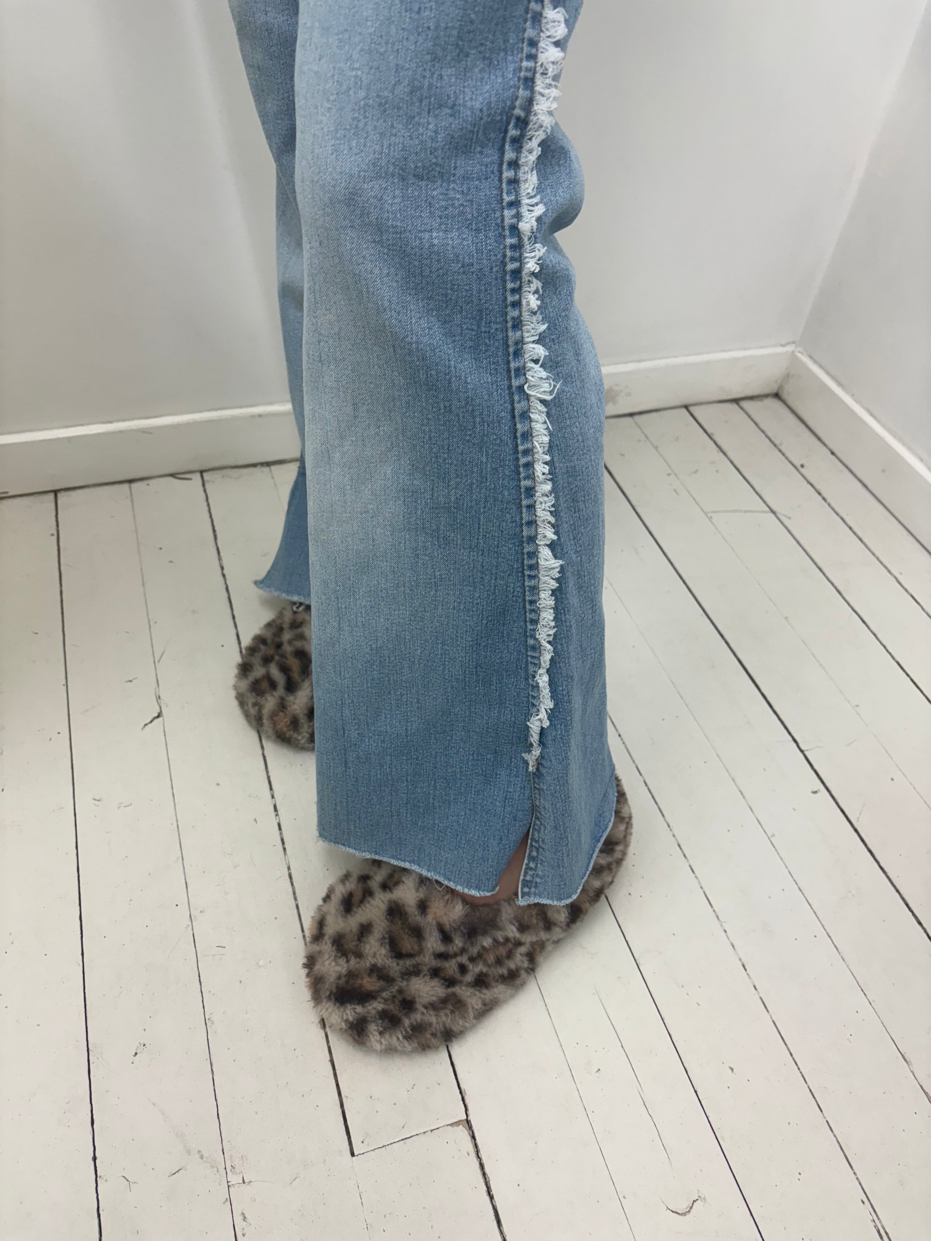 Y2K light Wash Flare Jeans Frayed Waistband Embroidery