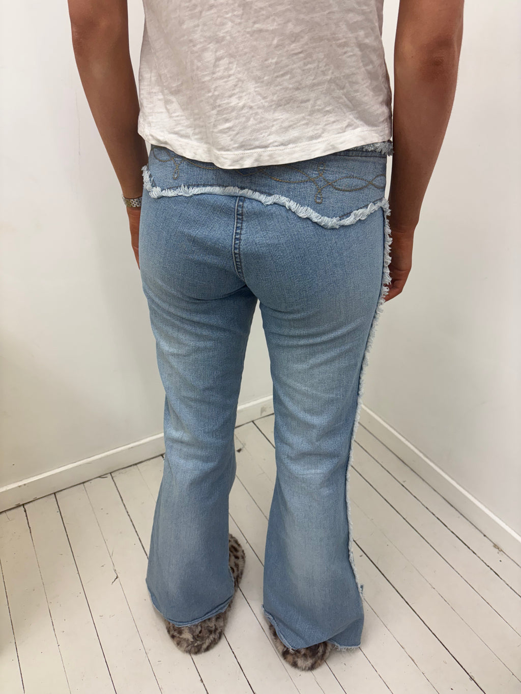 Y2K light Wash Flare Jeans Frayed Waistband Embroidery
