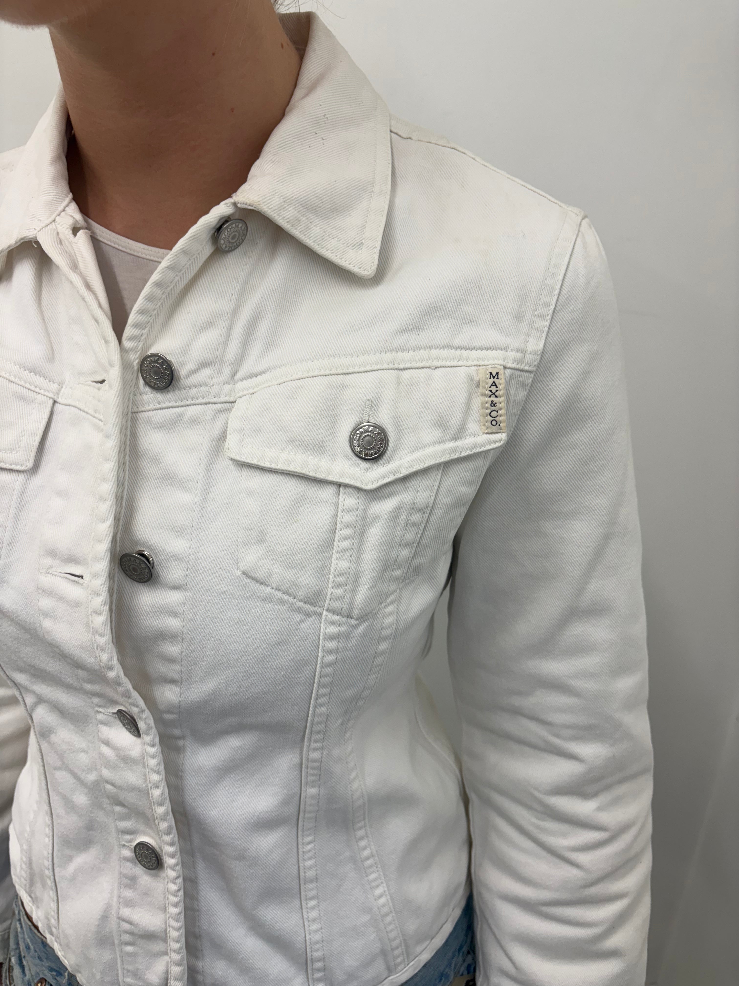 White Fitted Denim Button Jacket
