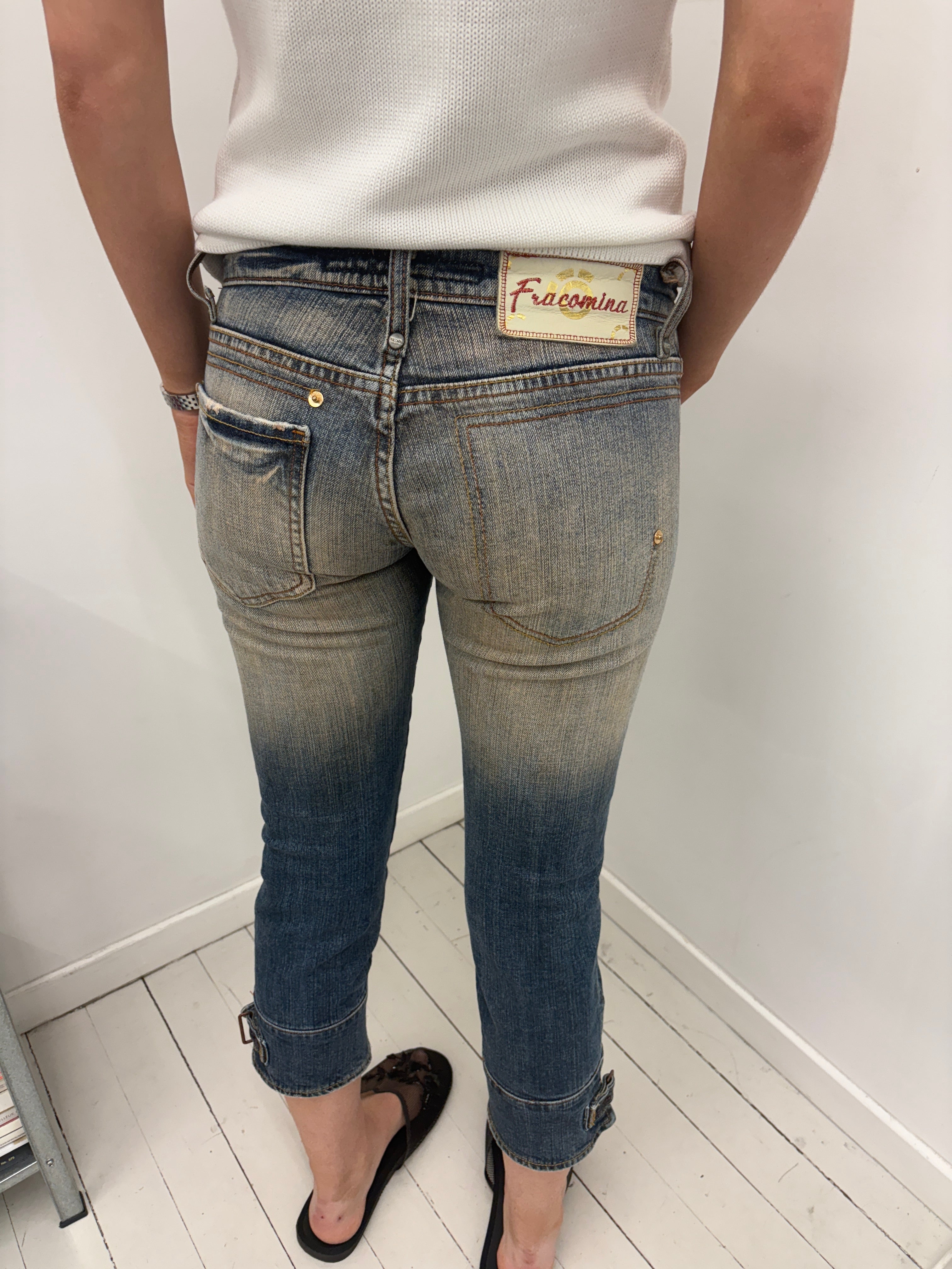 Fracomina Light Wash Studded Denim Capris