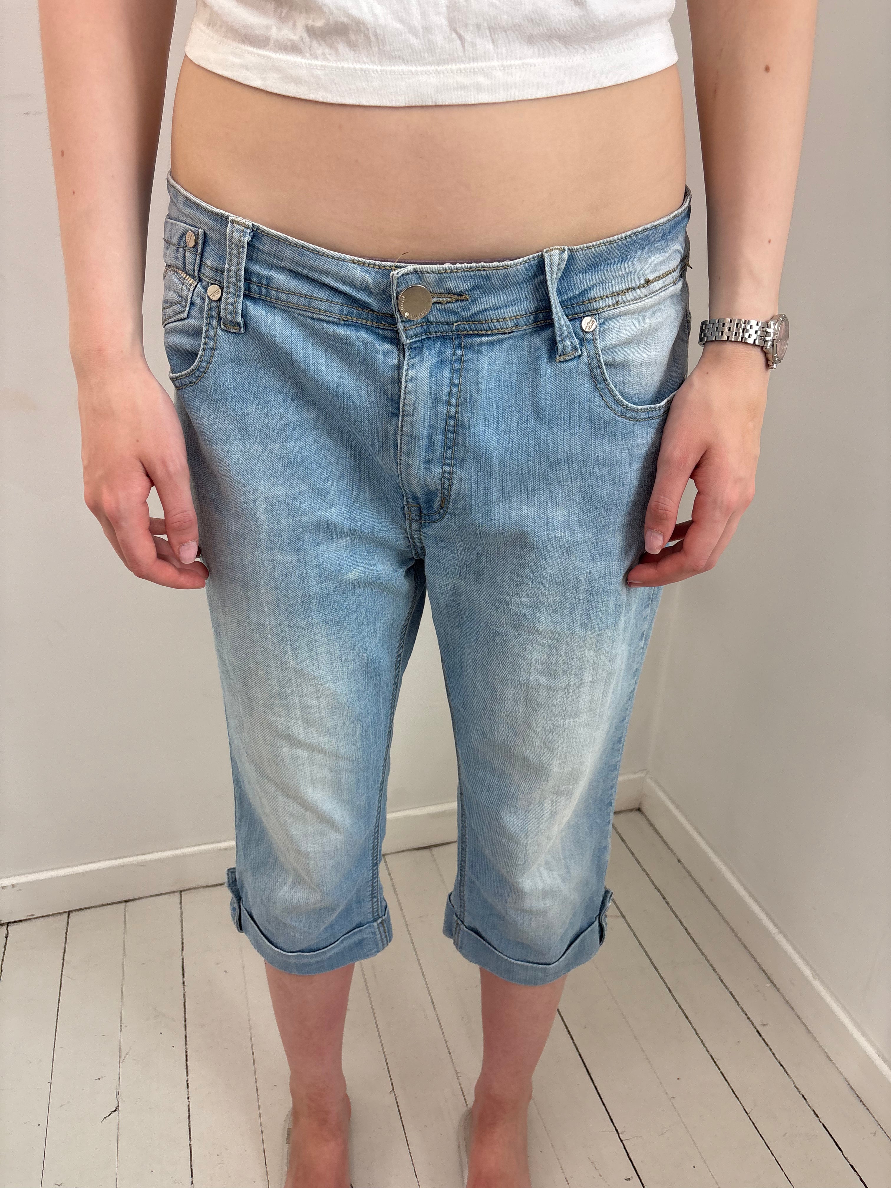 Light Wash Denim Cuffed Capri Jeans