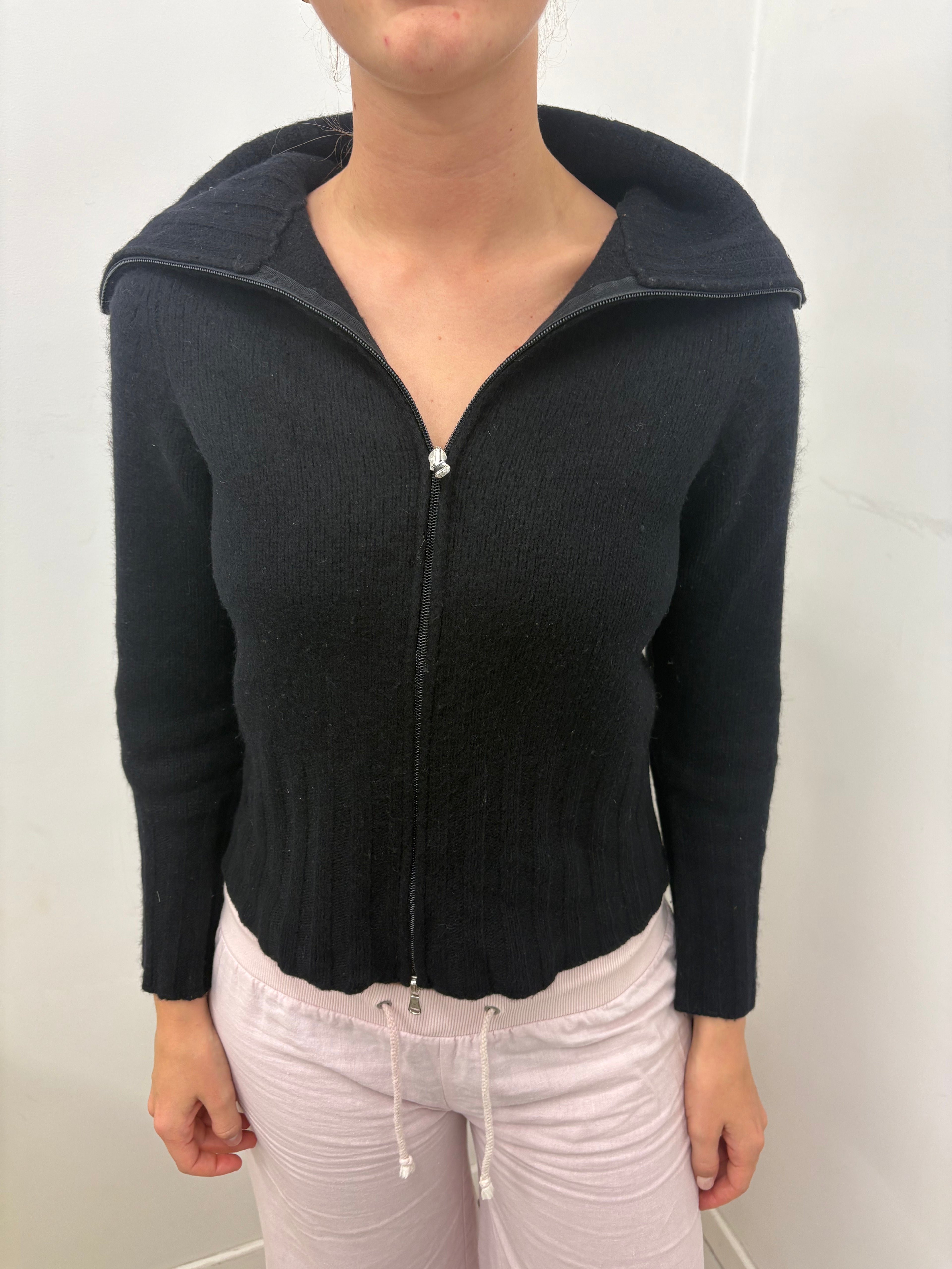 Black Soft Knit Wide-Collar Zip-Up Cardigan