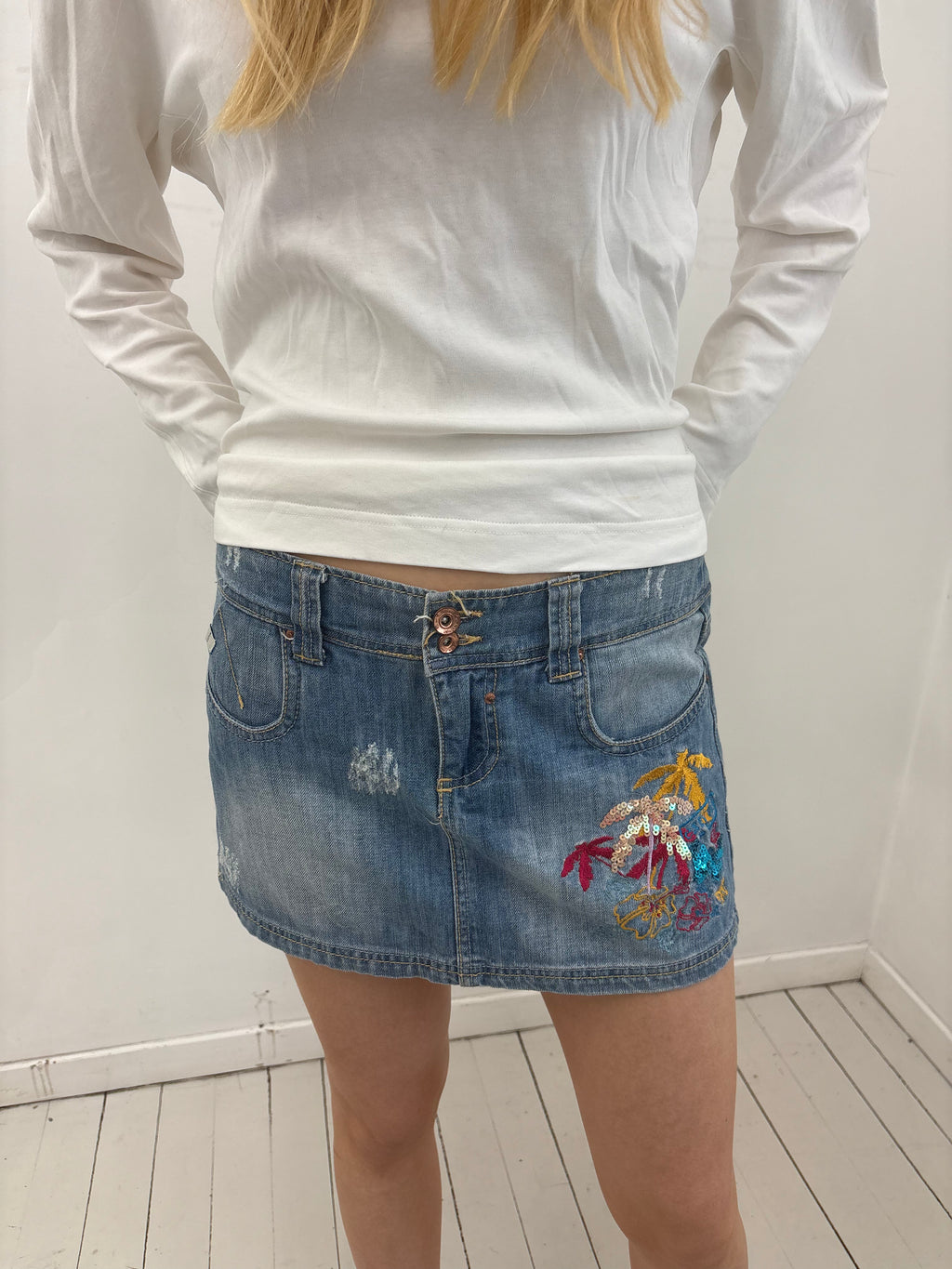 Y2K Embroidered Sequin Low Rise Denim Mini Skirt