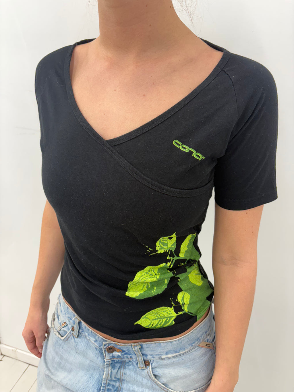 Black Wrap Style Graphic Fitted Tee