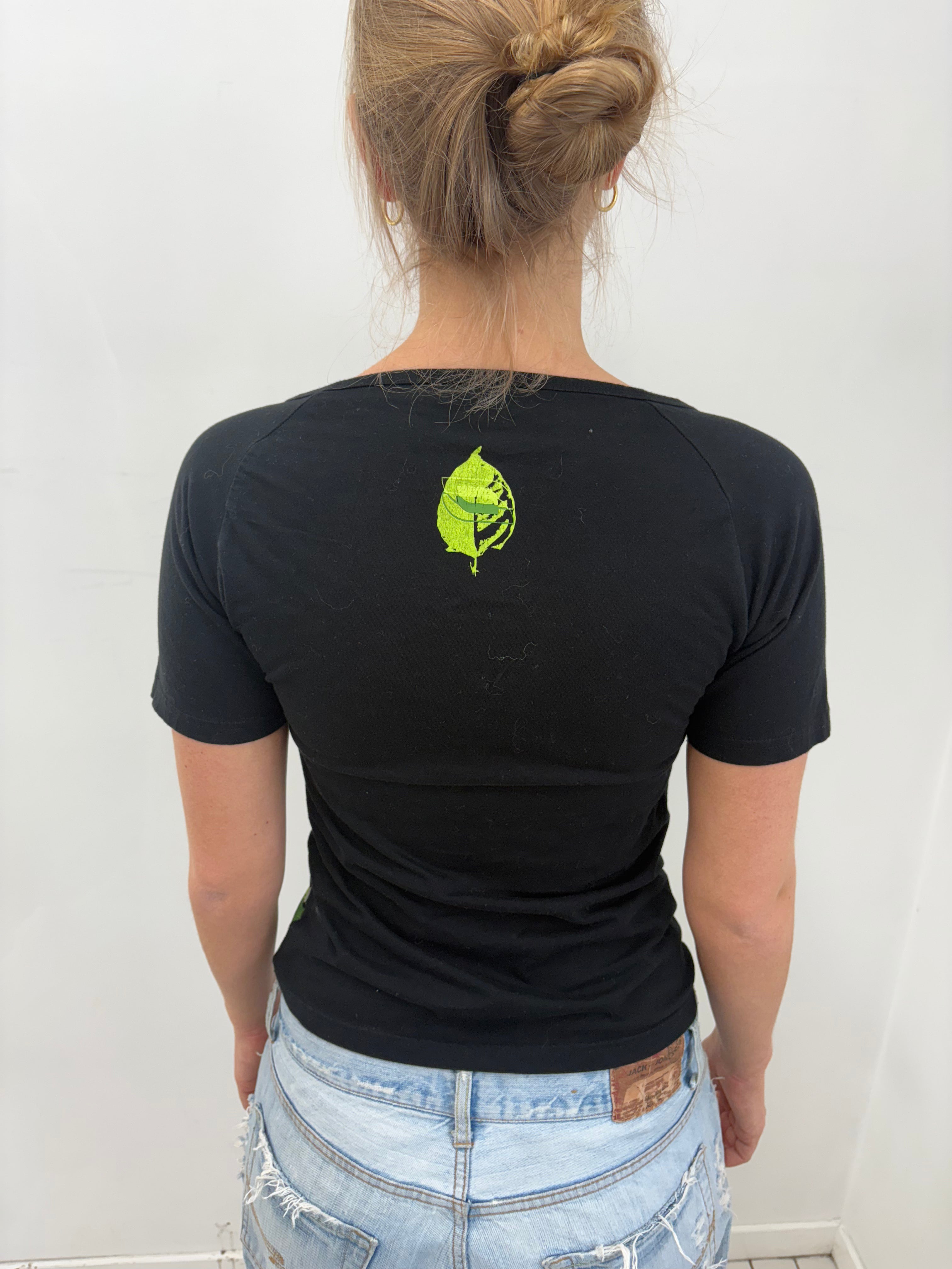 Black Wrap Style Graphic Fitted Tee