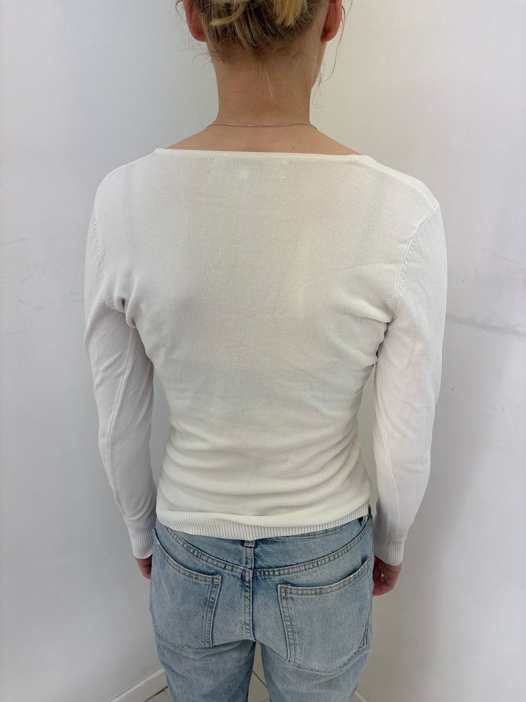 White Ribbed V-Neck Long Sleeve Fitted Top